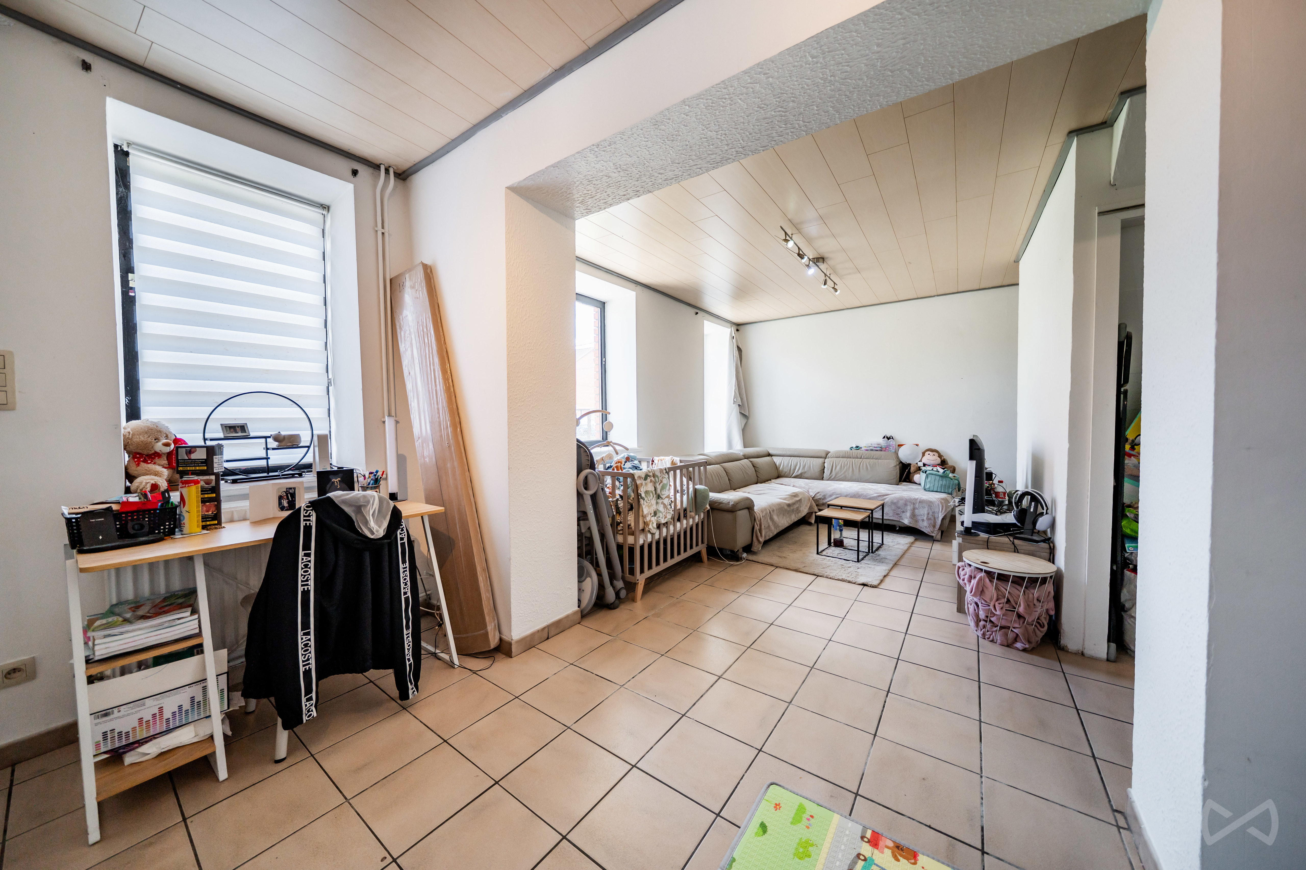 Photo 2 sur 3 pour Maison de deux chambres à ChÂtelet