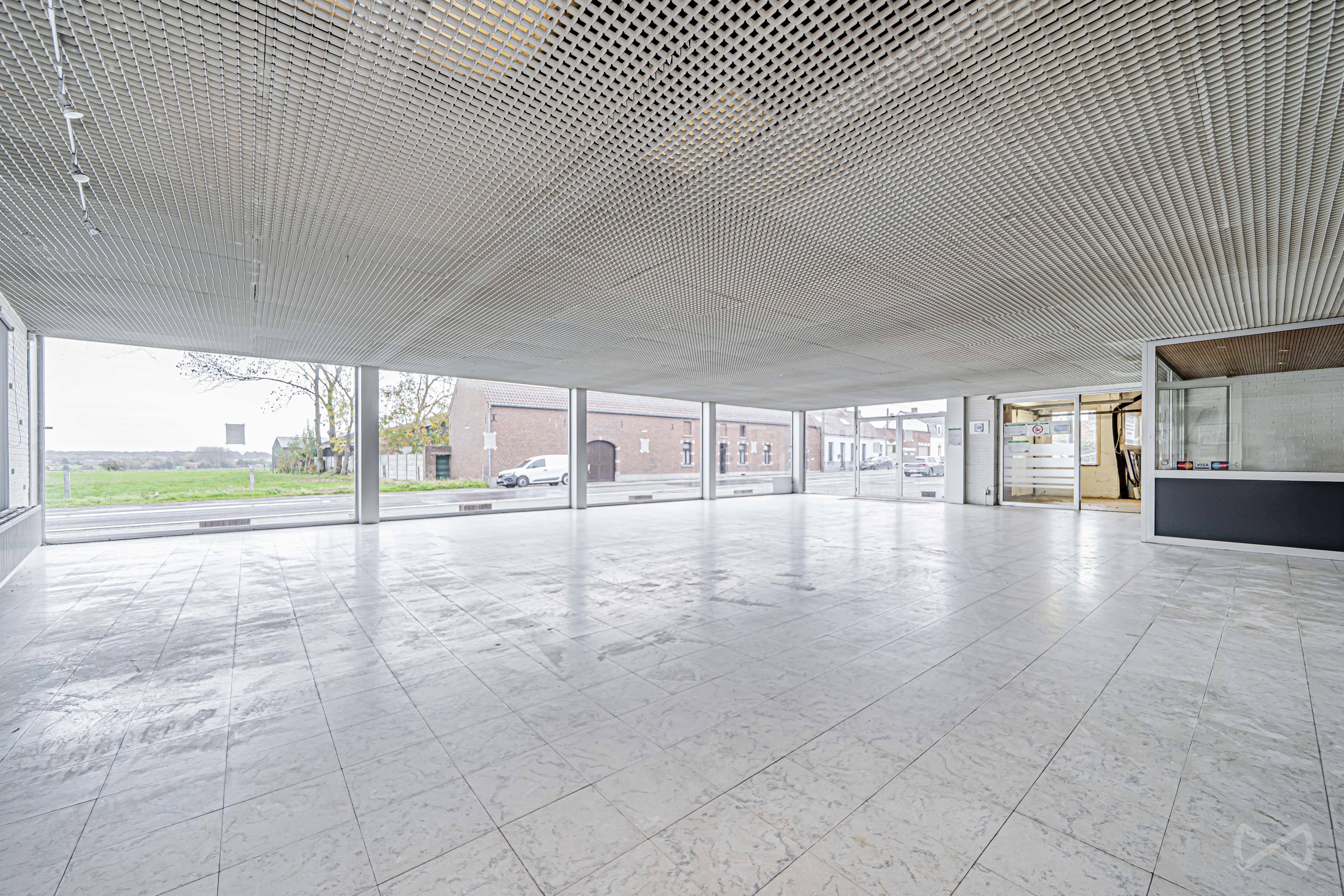 Photo 4 sur 4 pour Immeuble mixte de deux chambres à Chièvres