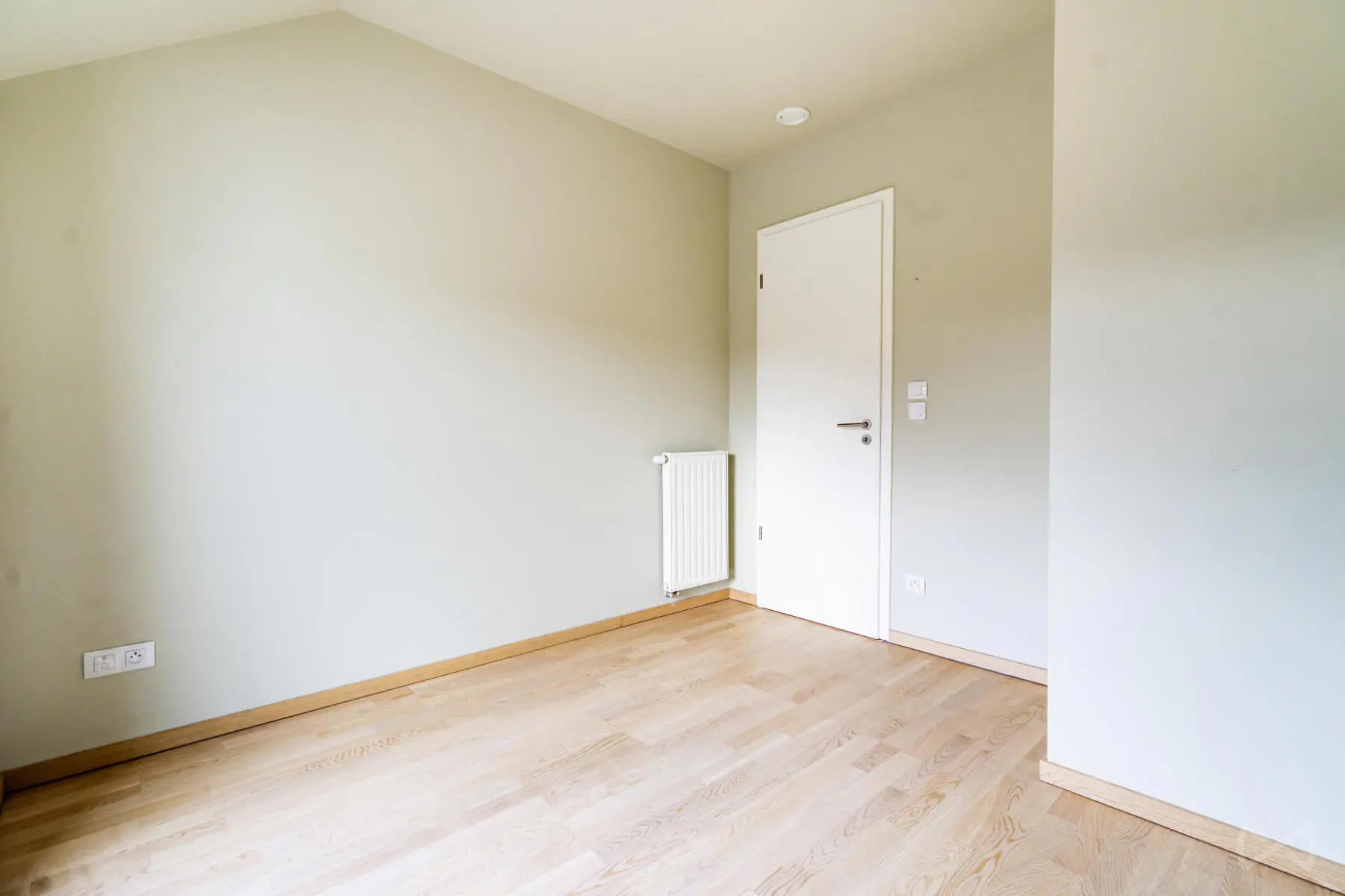 Picture 2 of 4 for Penthouse with two bedrooms in Ottignies
