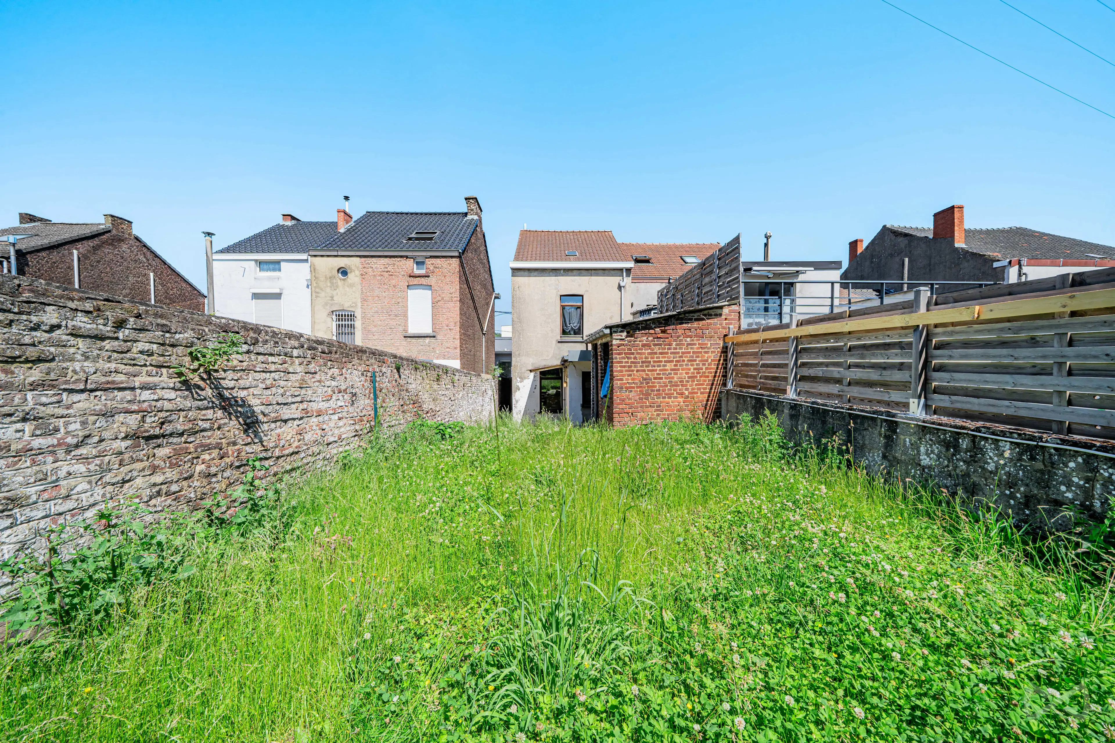 Picture 3 of 4 for House with three bedrooms in Châtelet