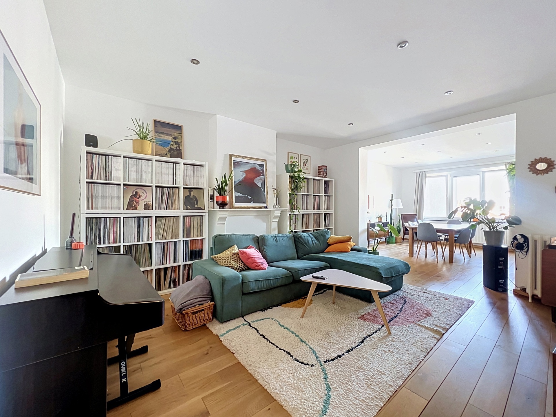 Picture 1 of 5 for Flat with two bedrooms in Saint-Gilles