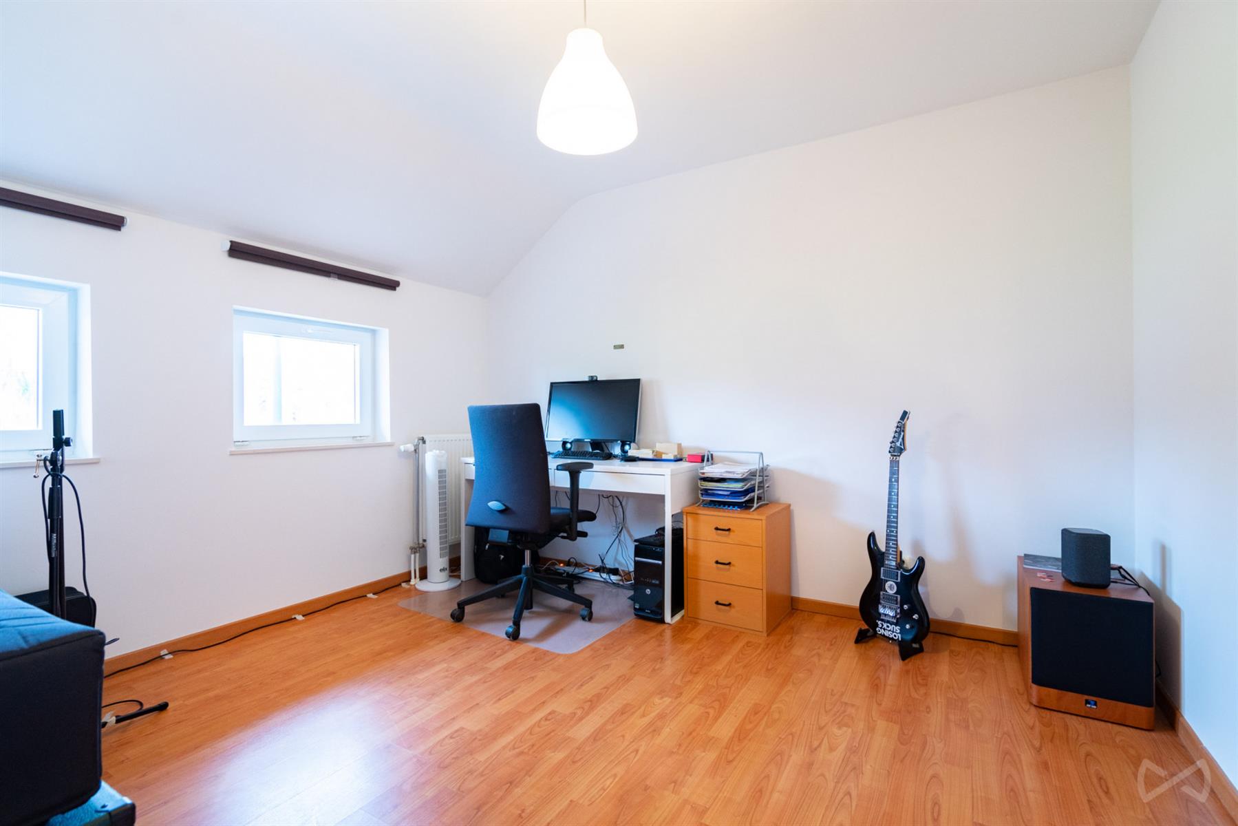 Photo 2 sur 4 pour Maison de trois chambres à Orp-le-grand