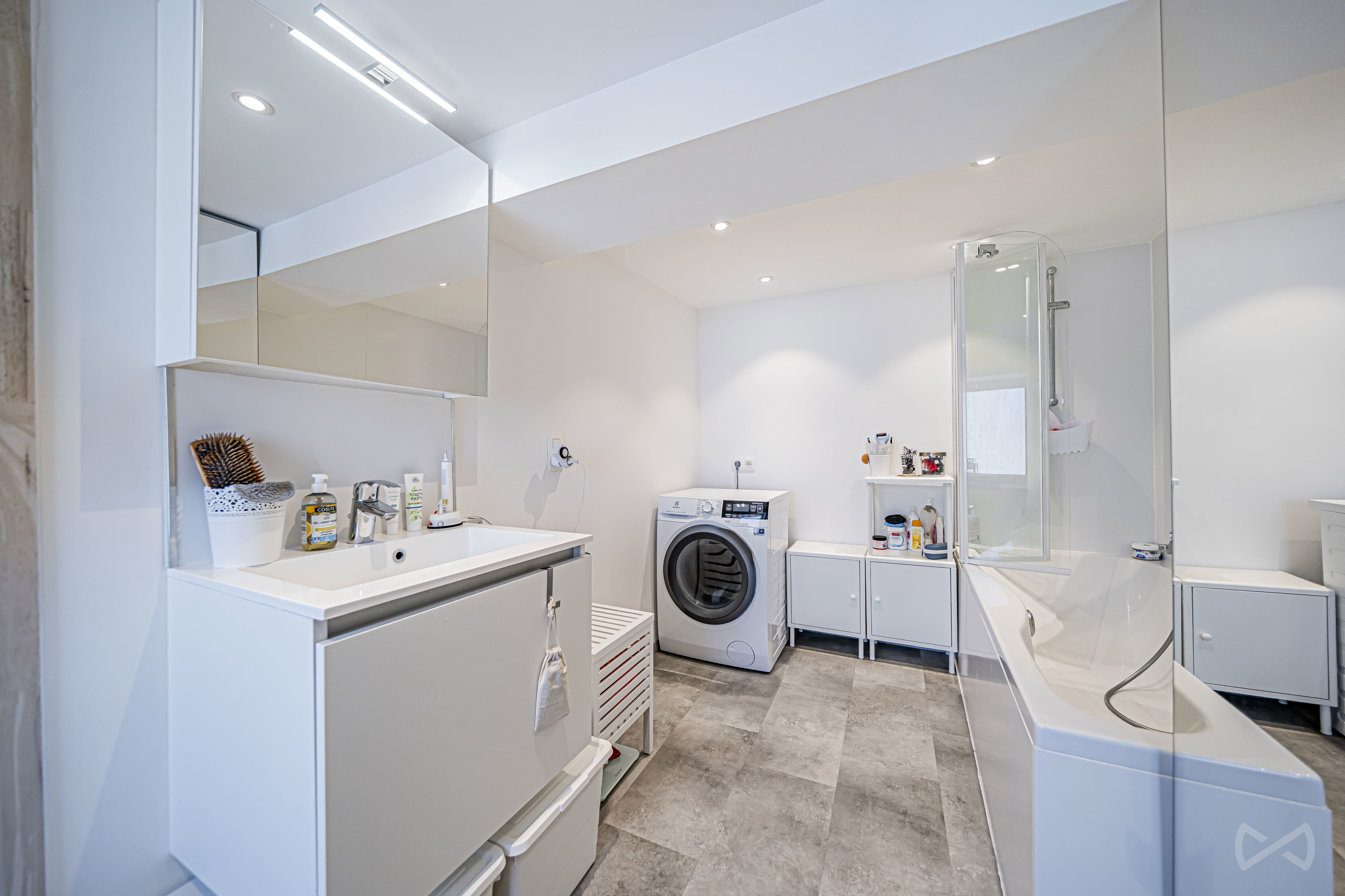 Picture 1 of 4 for House with one bedroom in Xhoris
