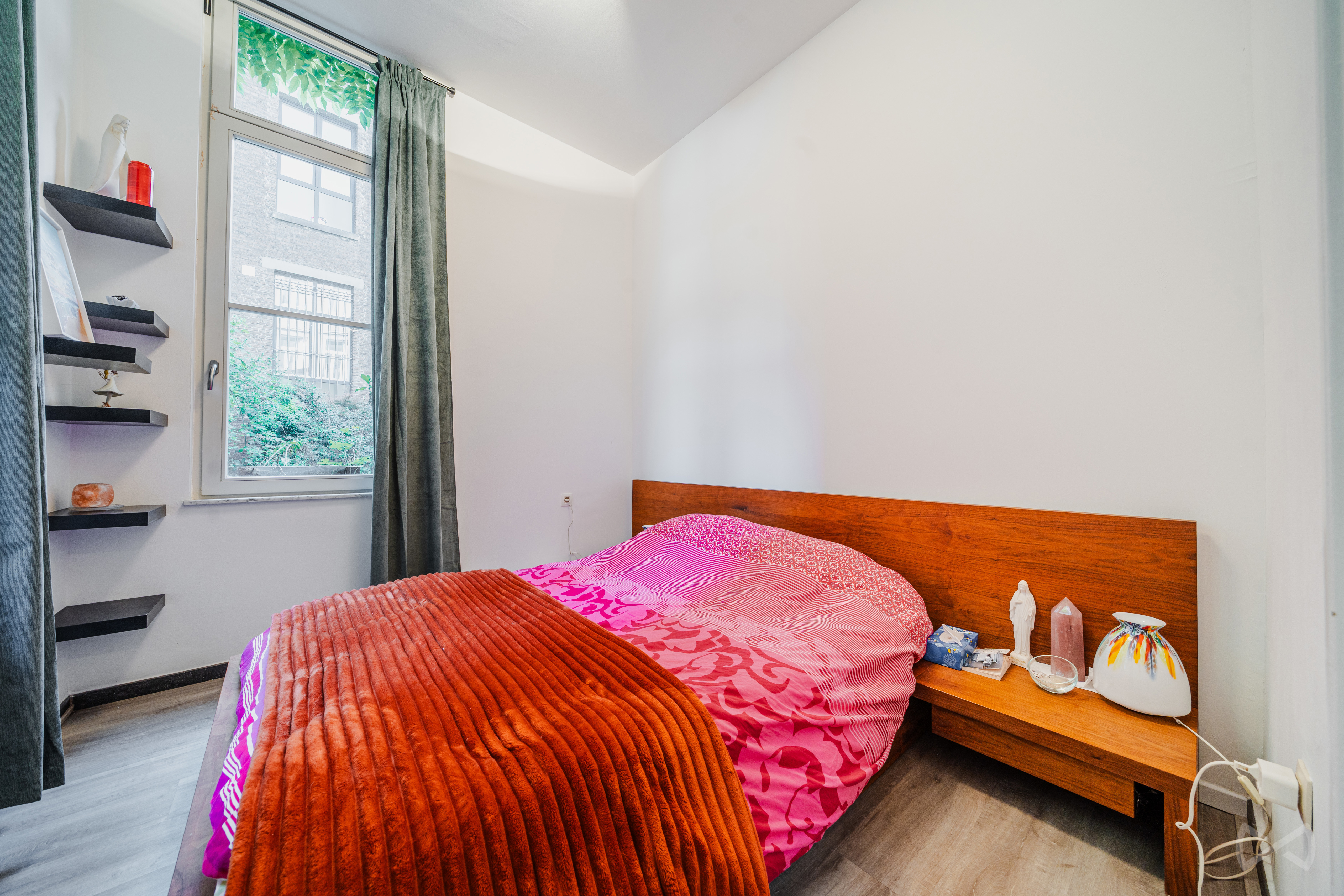 Photo 2 sur 4 pour Maison de maître de six chambres à Liège