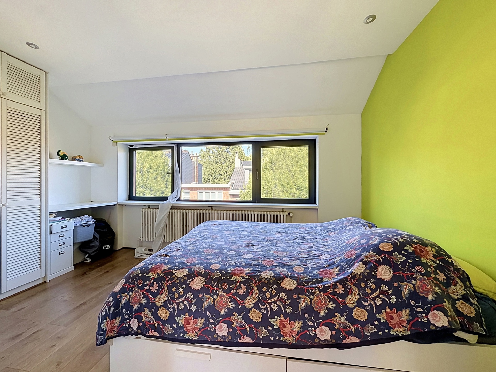 Foto 1 van 4 van Triplex met drie slaapkamers in Uccle