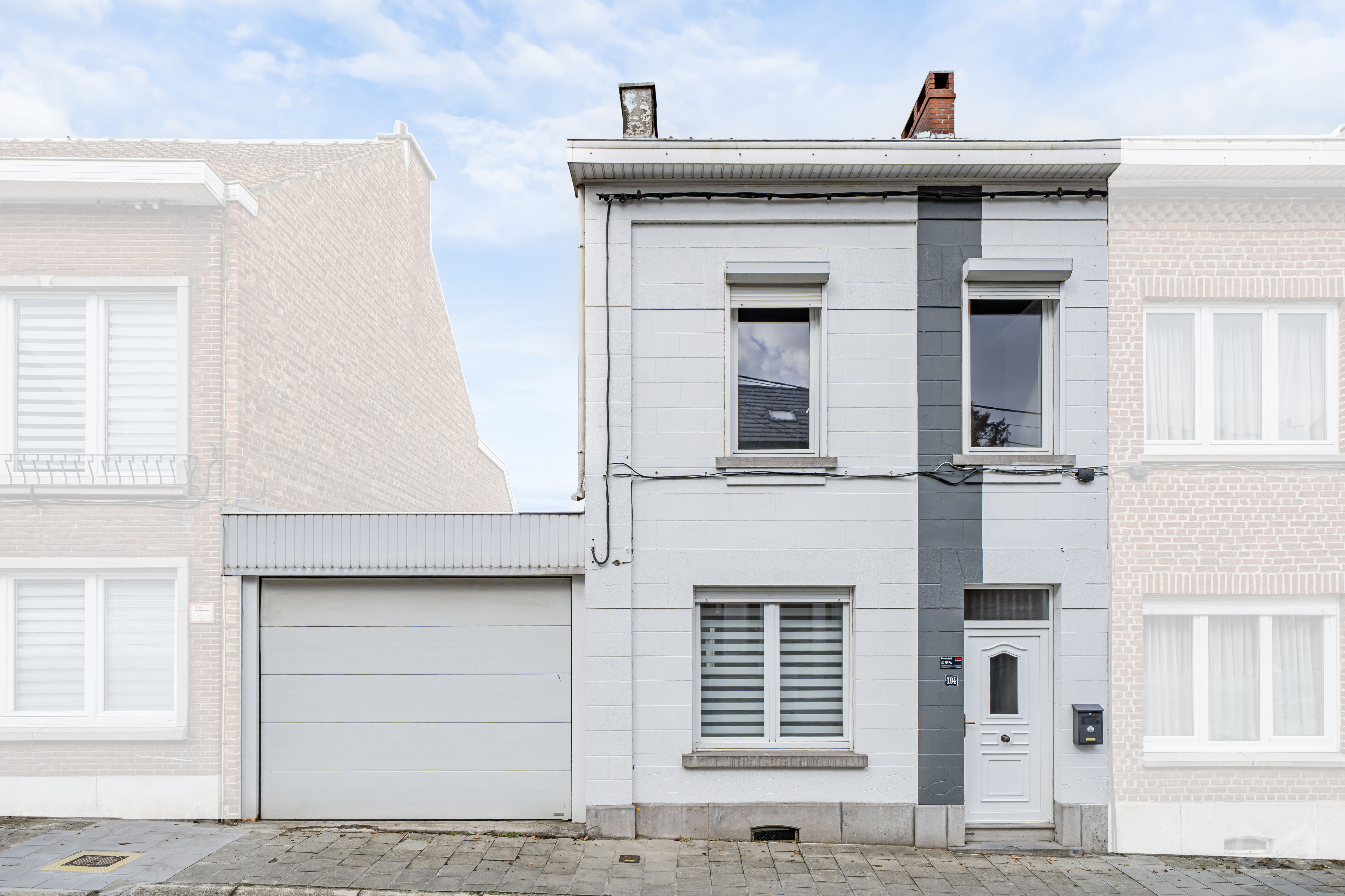 Photo 1 sur 4 pour Maison de quatre chambres à Couillet