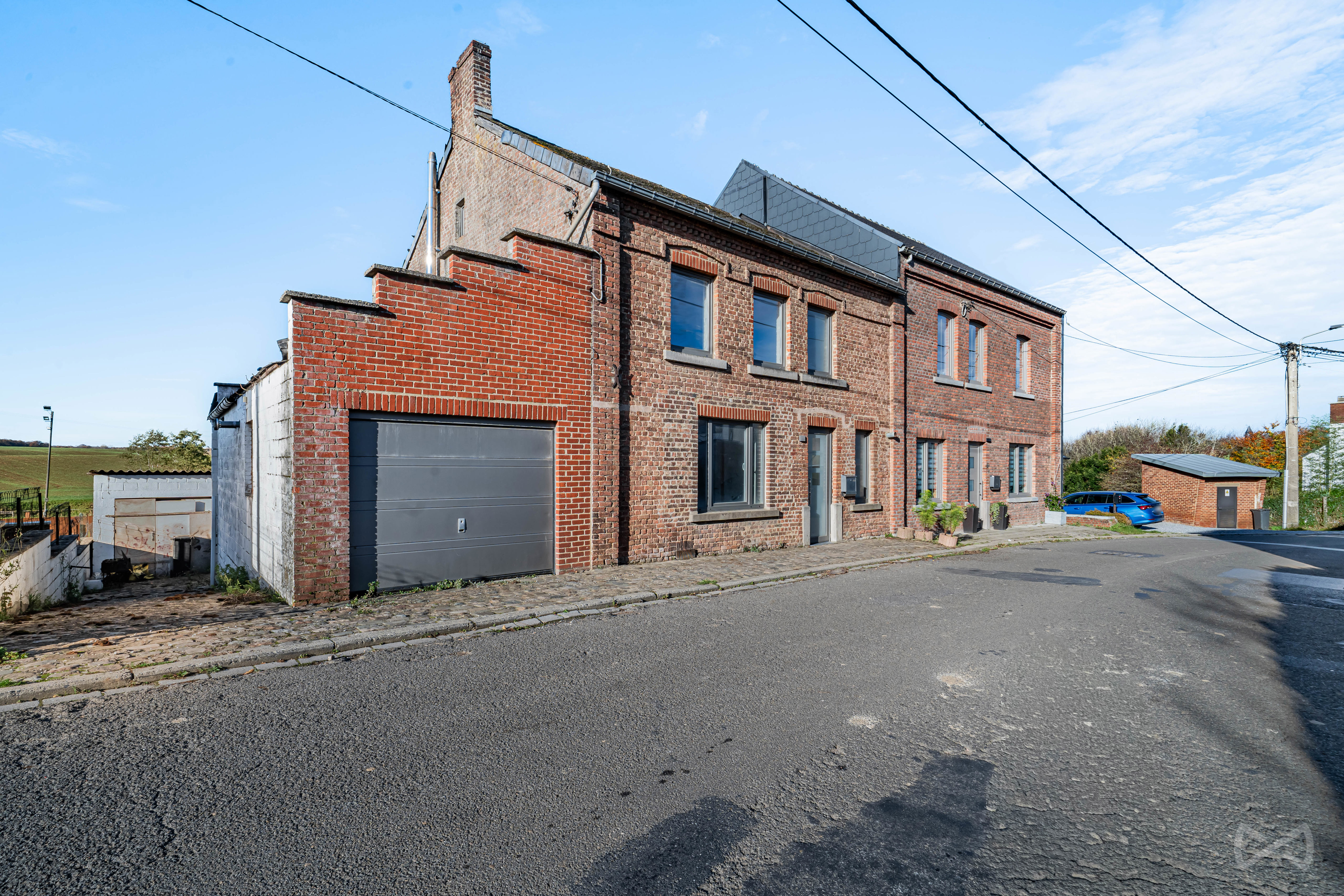 Photo 3 sur 4 pour Maison de trois chambres à Hanzinelle