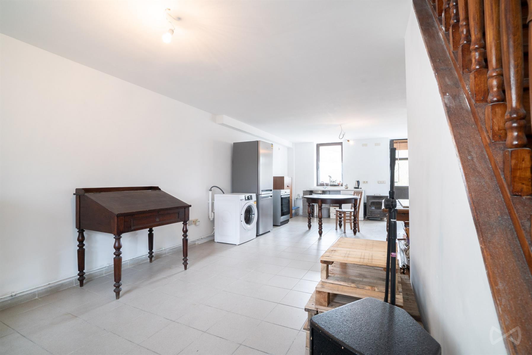 Picture 3 of 4 for House with three bedrooms in Gochenée