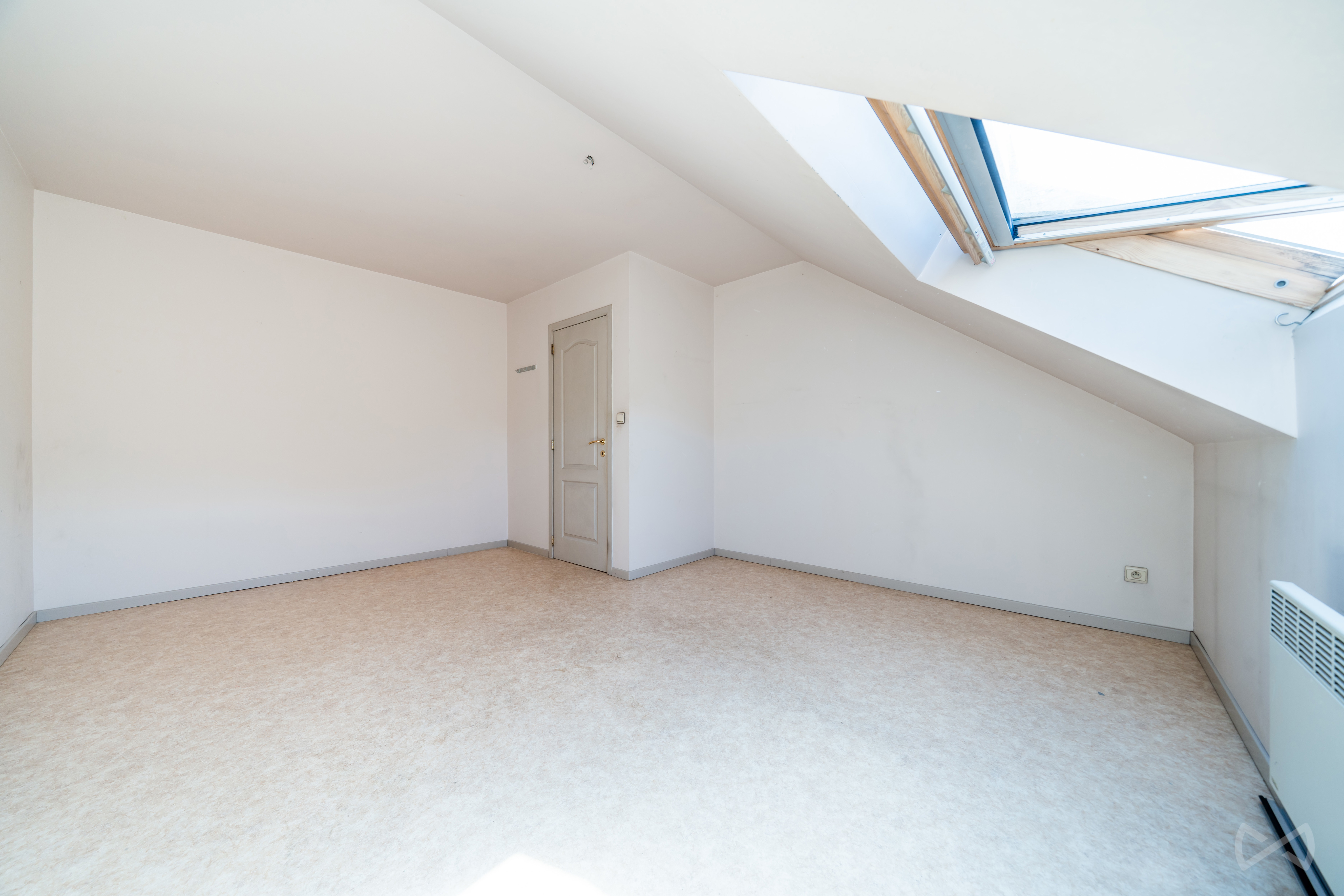 Picture 2 of 4 for Multi-purpose building with two bedrooms in Couvin