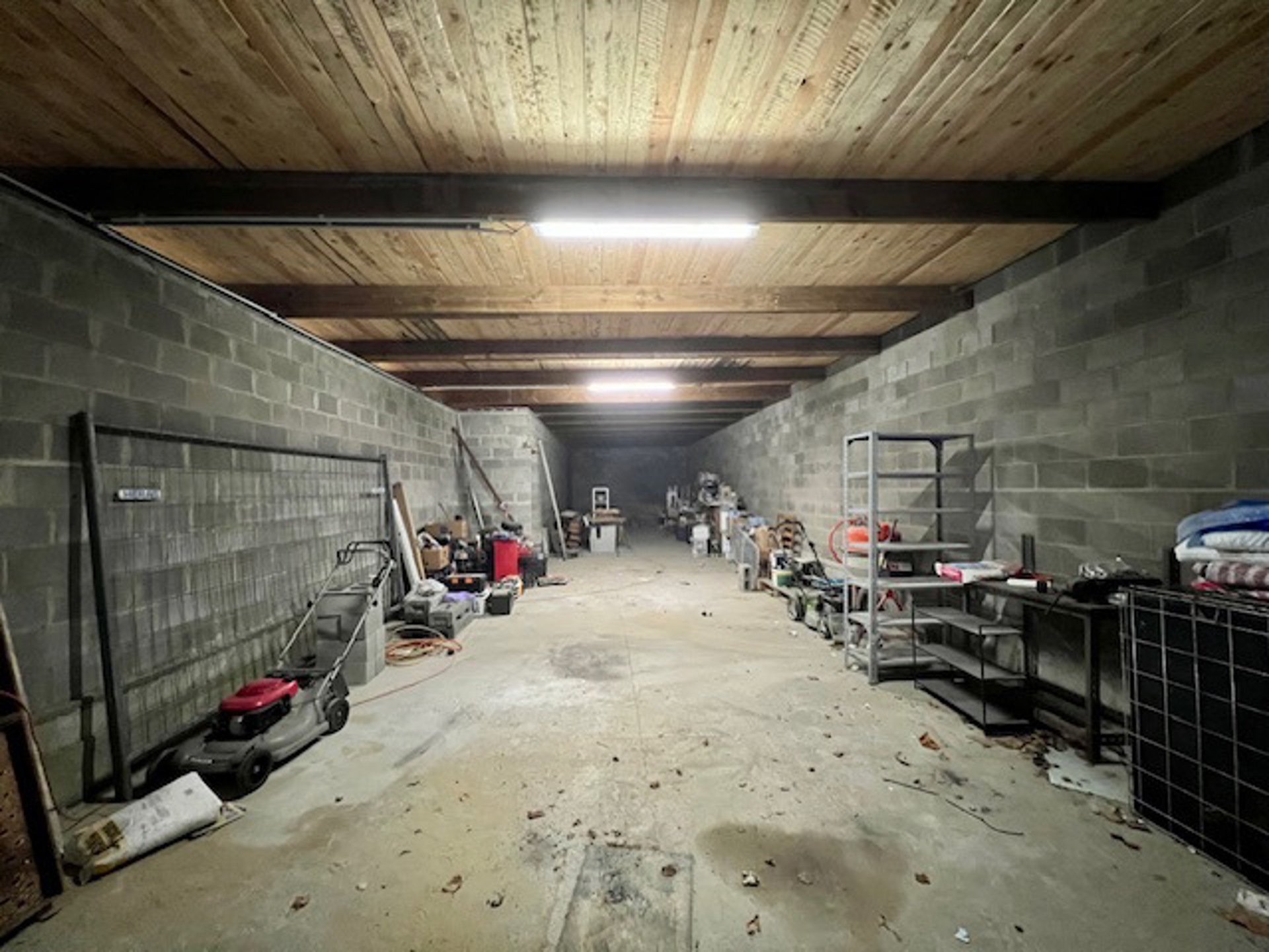 Photo 2 sur 4 pour Garage (fermé) à Charleroi-Marchienne-au-Pont