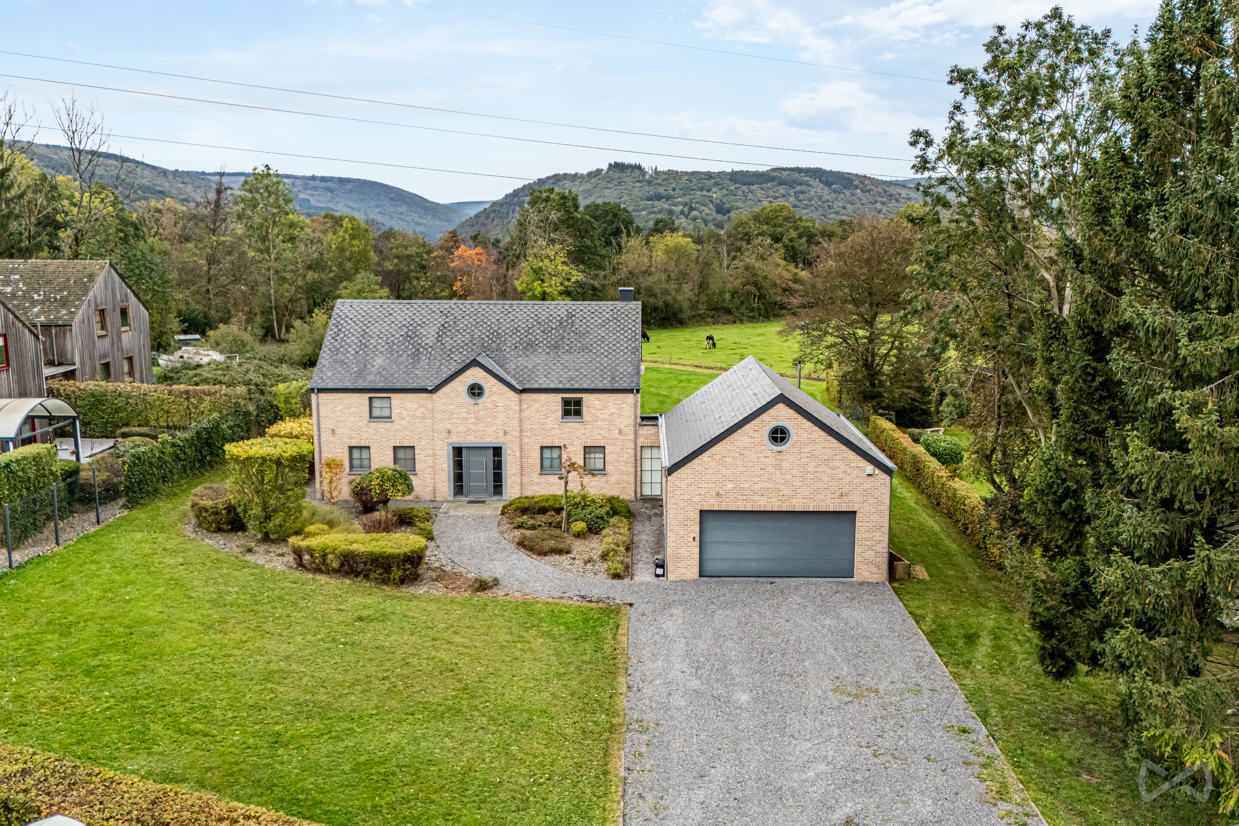 Picture 3 of 3 for Villa with four bedrooms in Aywaille
