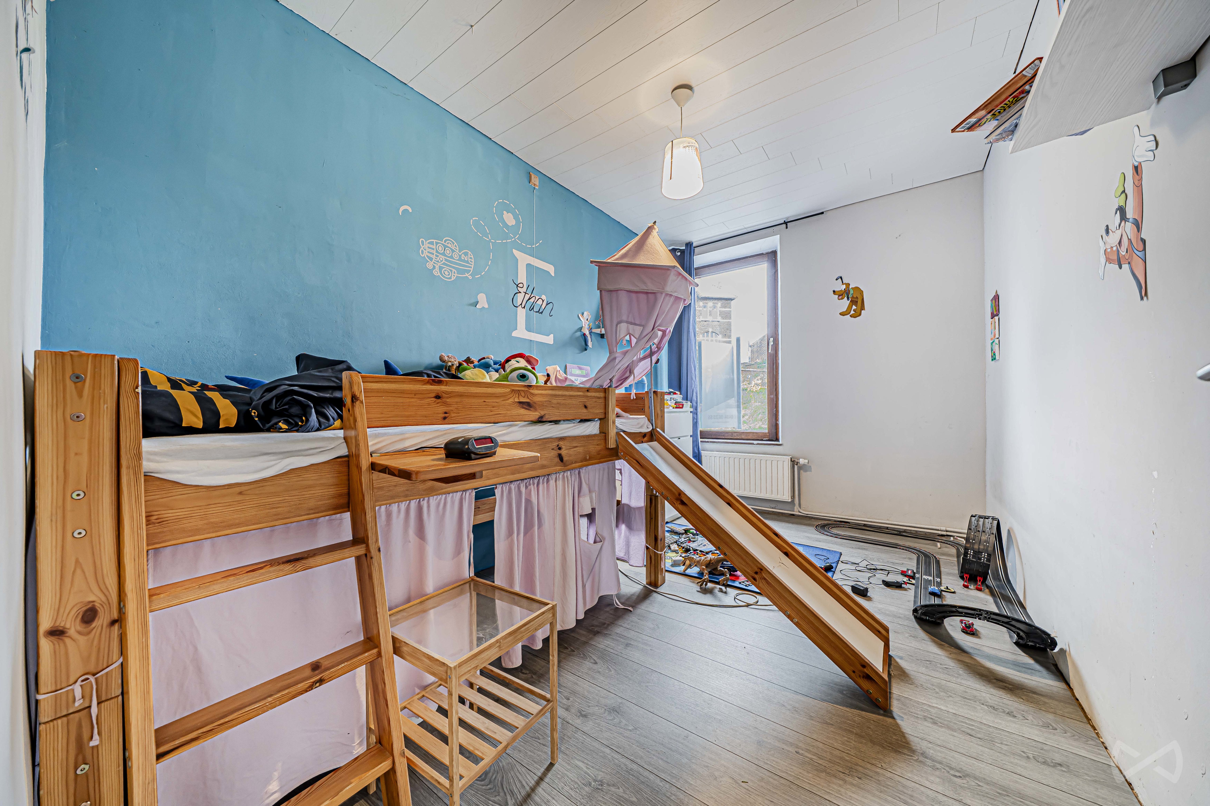 Picture 1 of 4 for Villa with five bedrooms in Walcourt