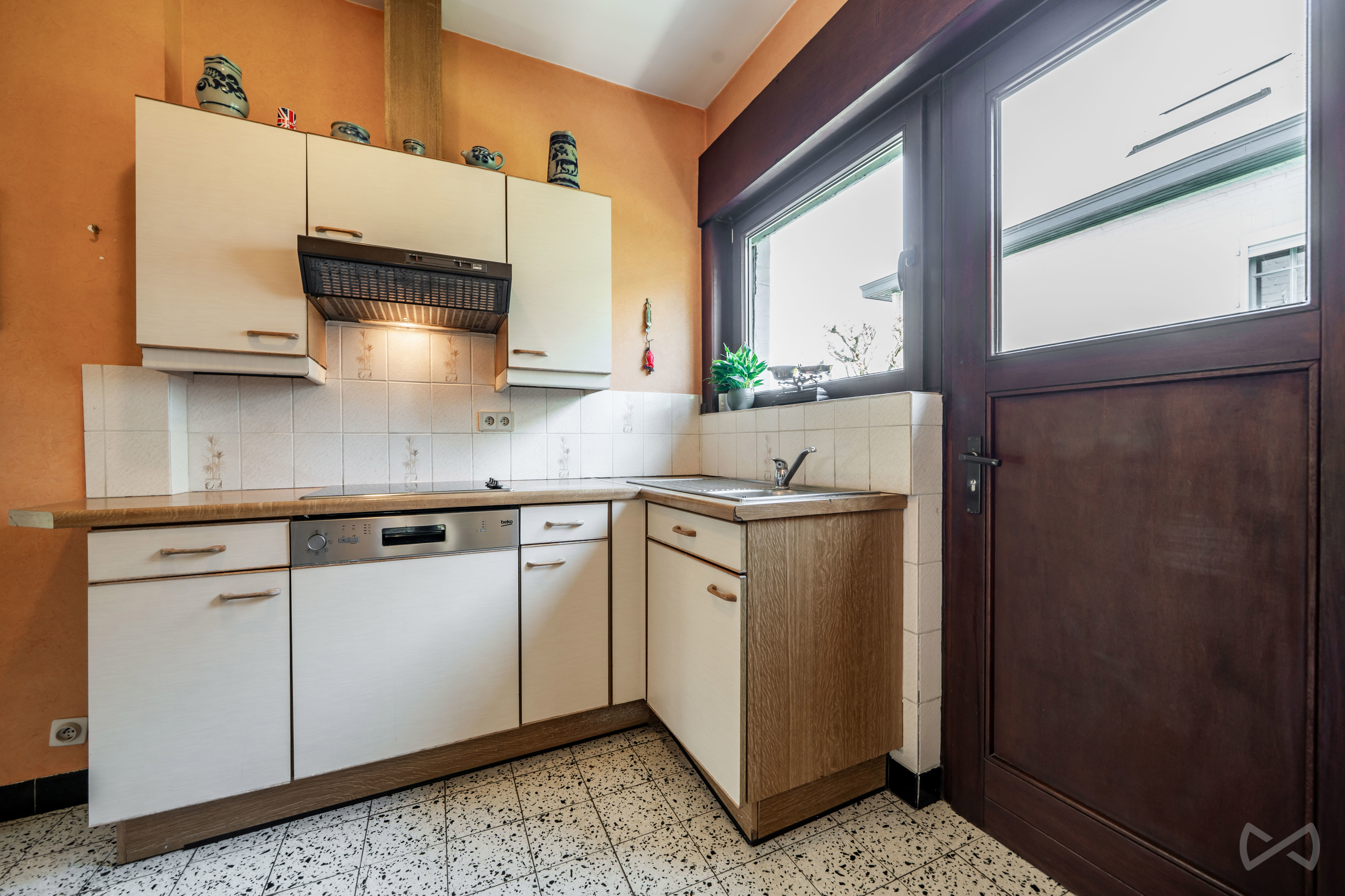 Picture 1 of 4 for Villa with four bedrooms in Nivelles