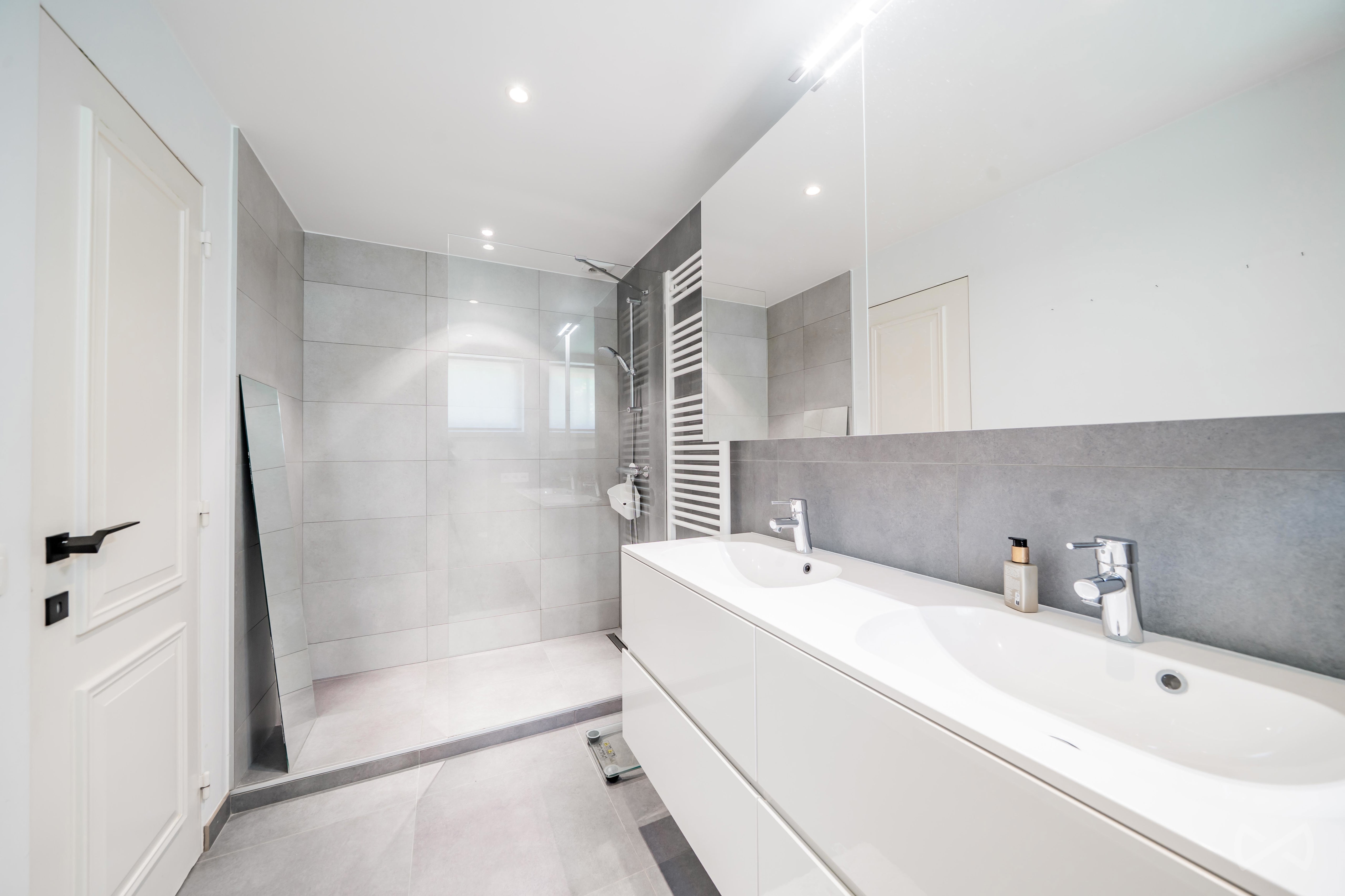 Picture 4 of 4 for Flat with three bedrooms in Uccle