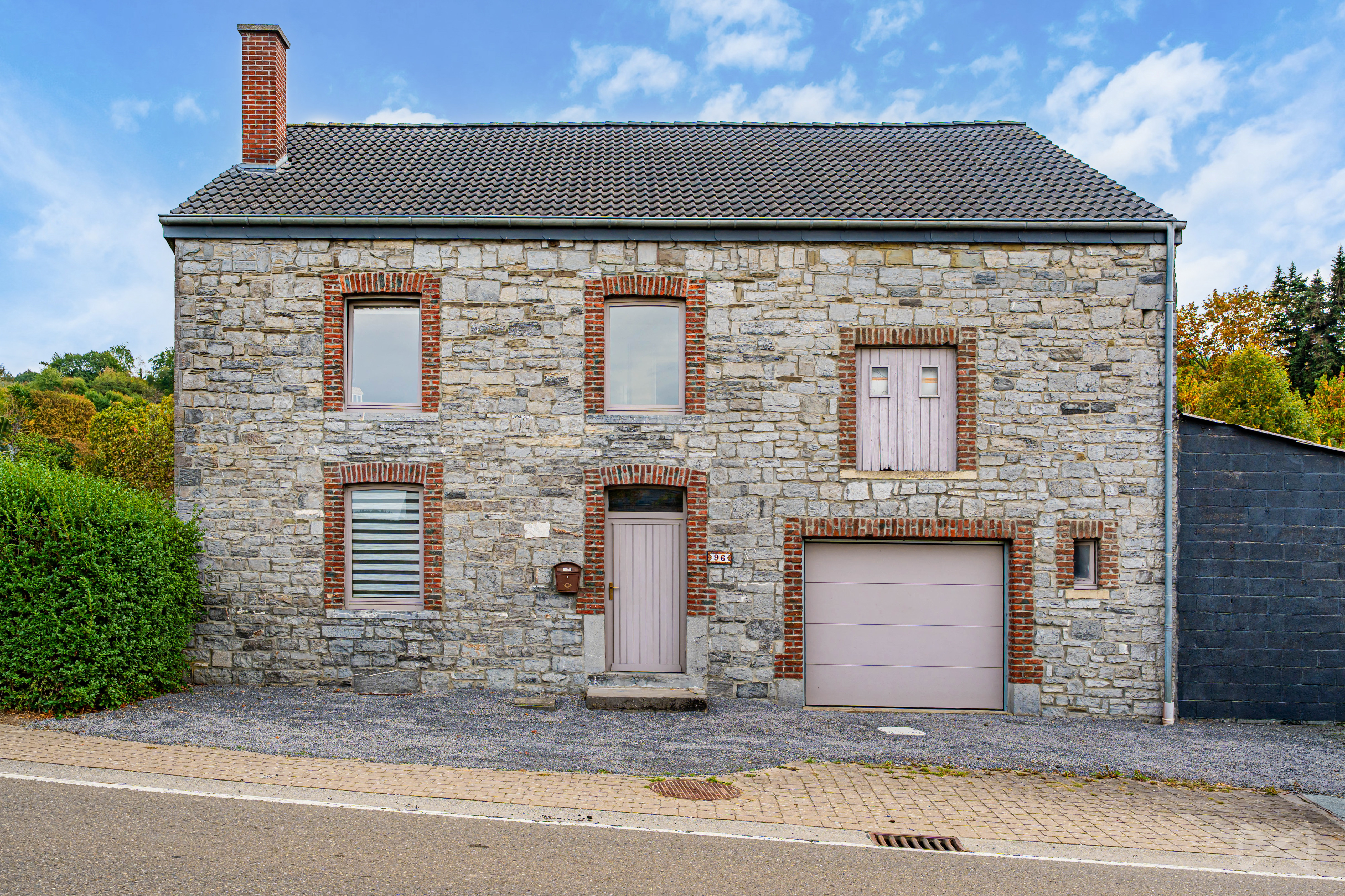 Picture 2 of 3 for House with three bedrooms in Forrières