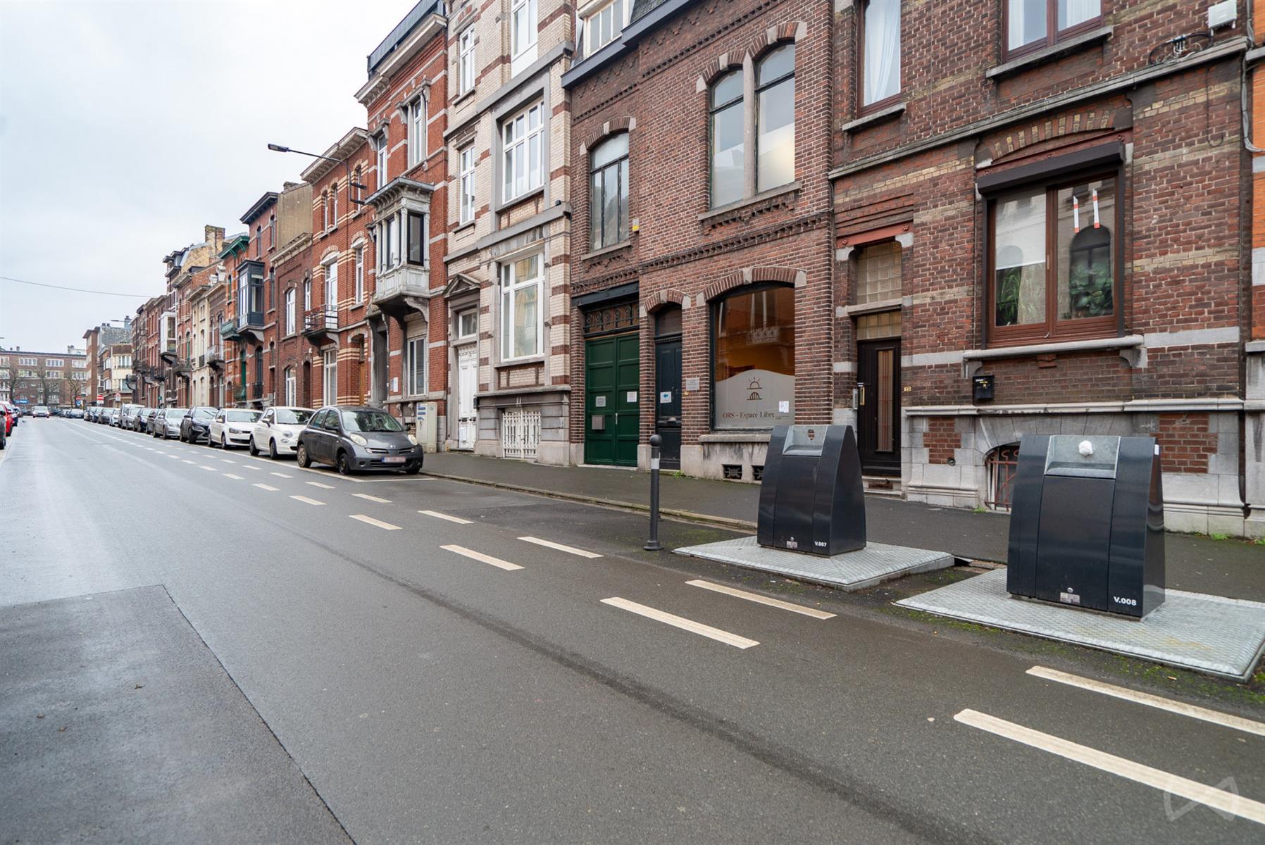 Picture 4 of 4 for Apartment block with three bedrooms in Charleroi