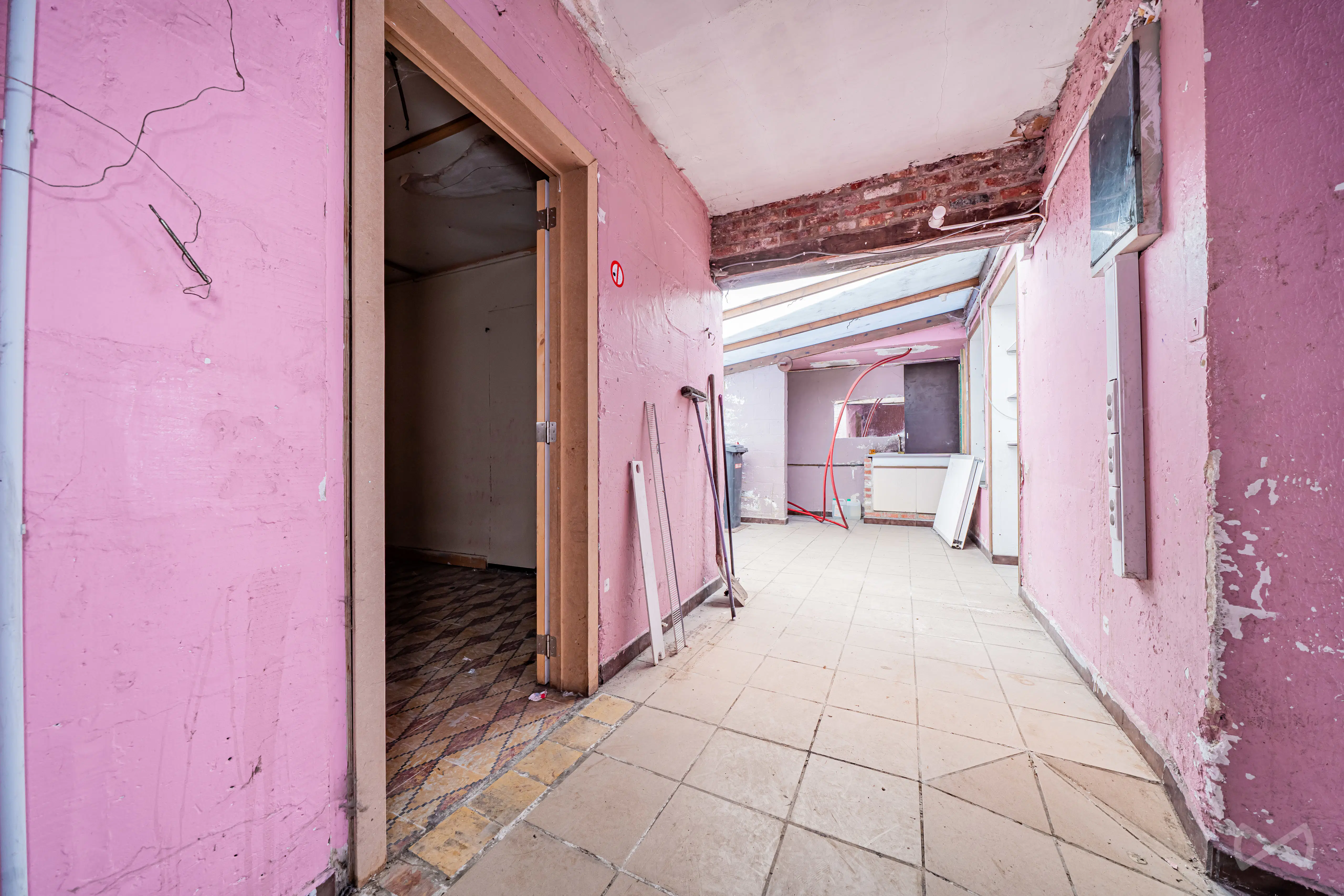 Photo 2 sur 4 pour Immeuble mixte de deux chambres à Florennes