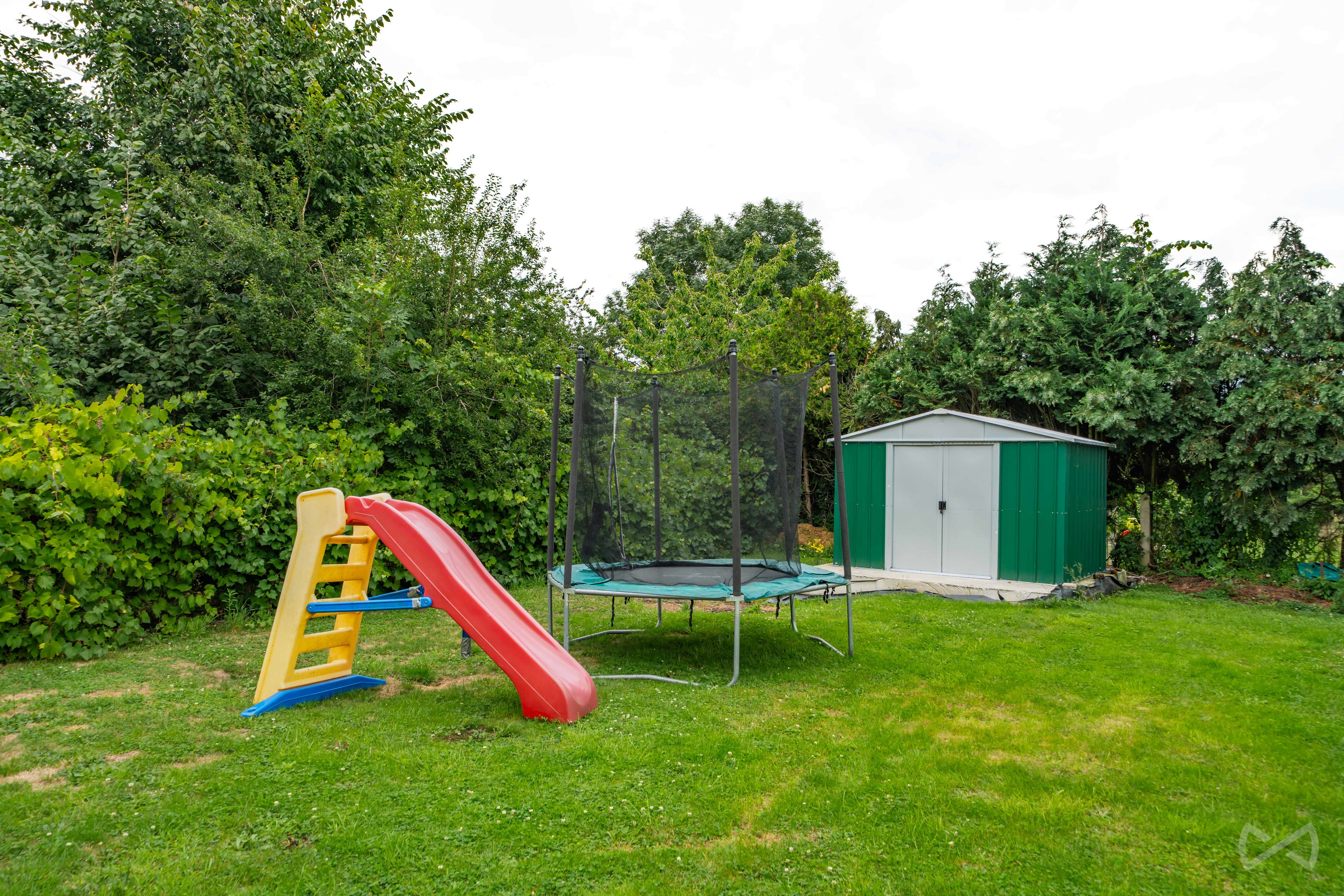 Photo 4 sur 4 pour Maison de deux chambres à Roux