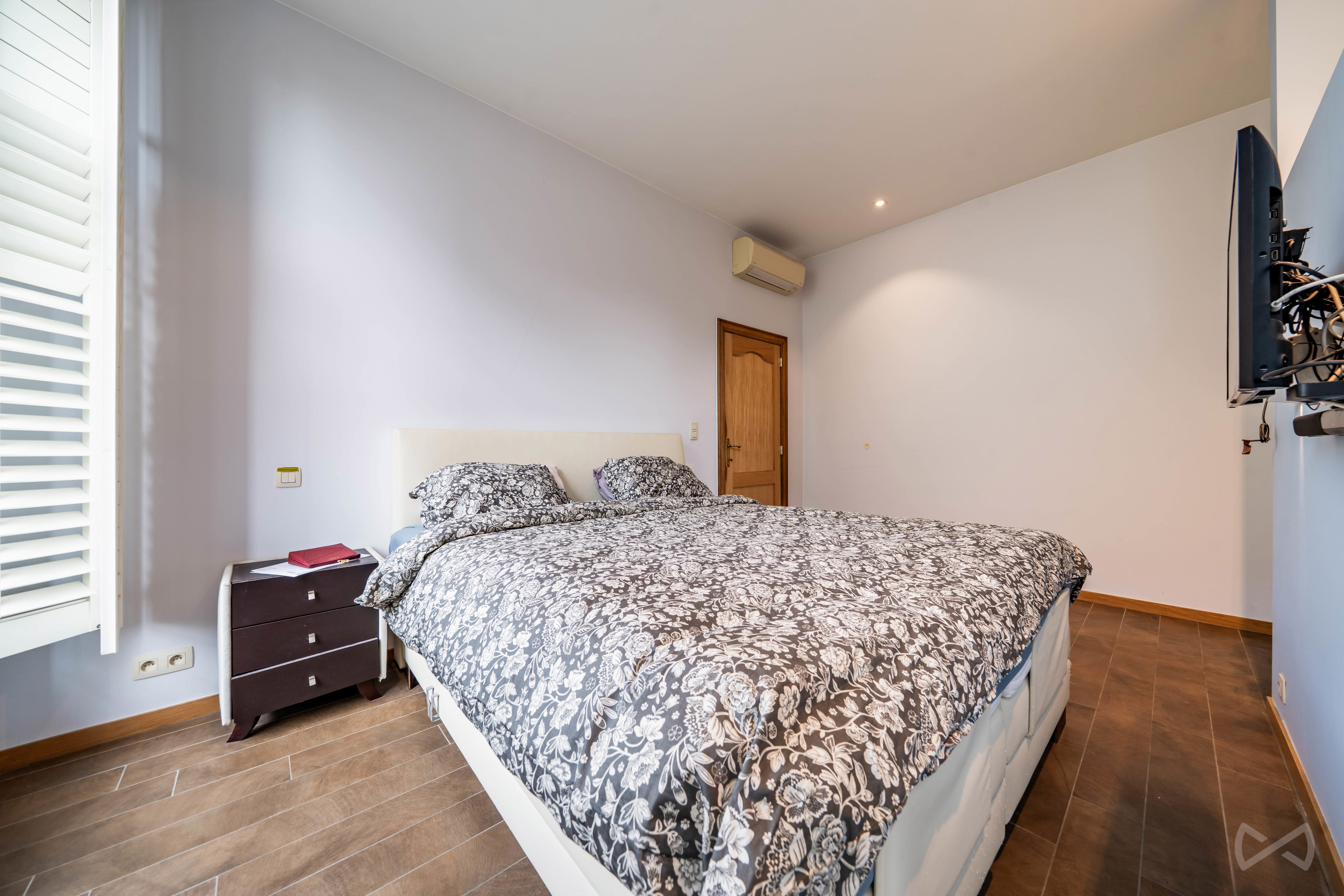 Picture 1 of 4 for Flat with four bedrooms in Liège
