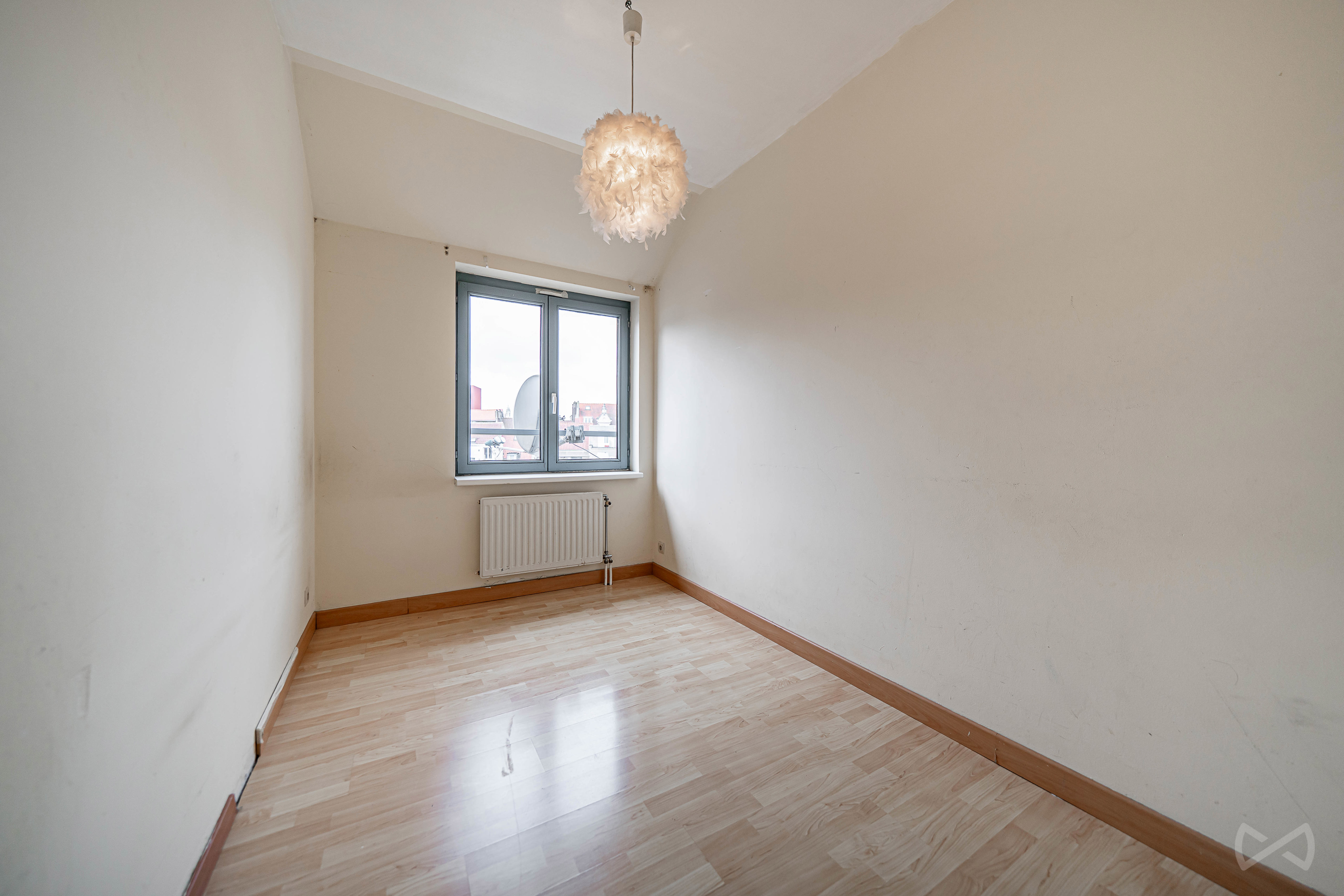 Picture 1 of 4 for Flat with three bedrooms in Molenbeek-saint-jean