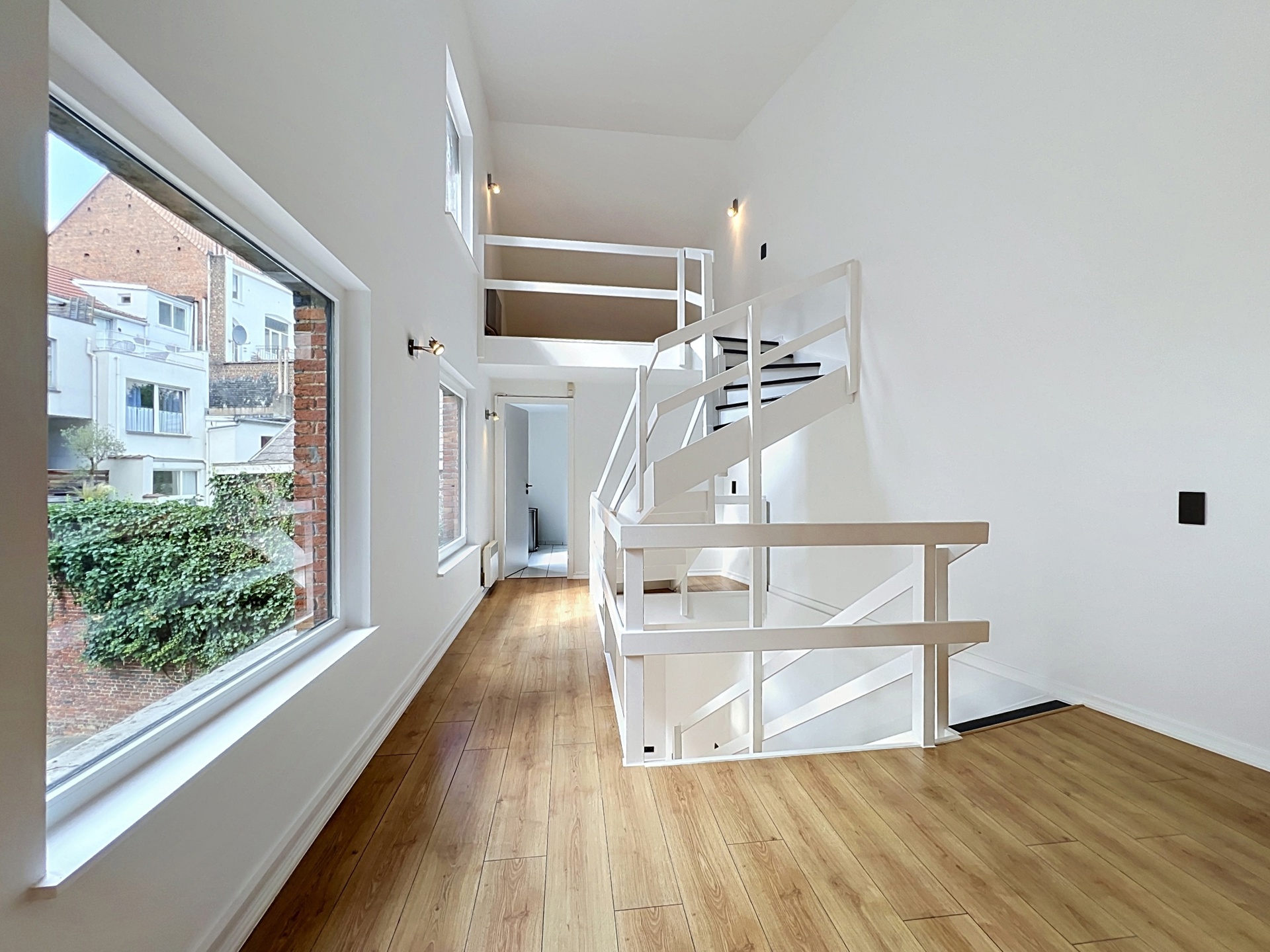 Picture 4 of 4 for Villa in Ixelles