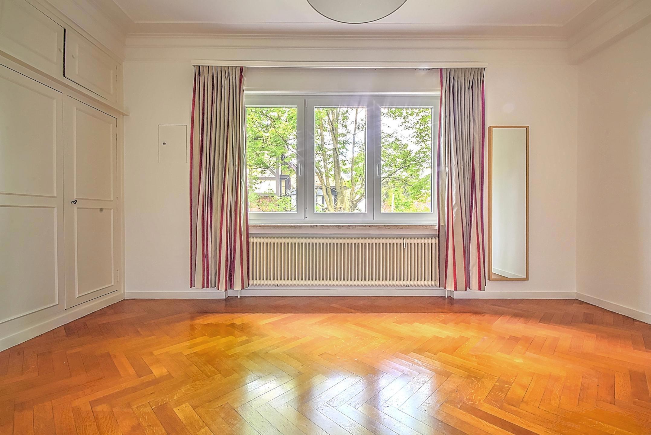 Picture 1 of 2 for Flat with three bedrooms in Forest