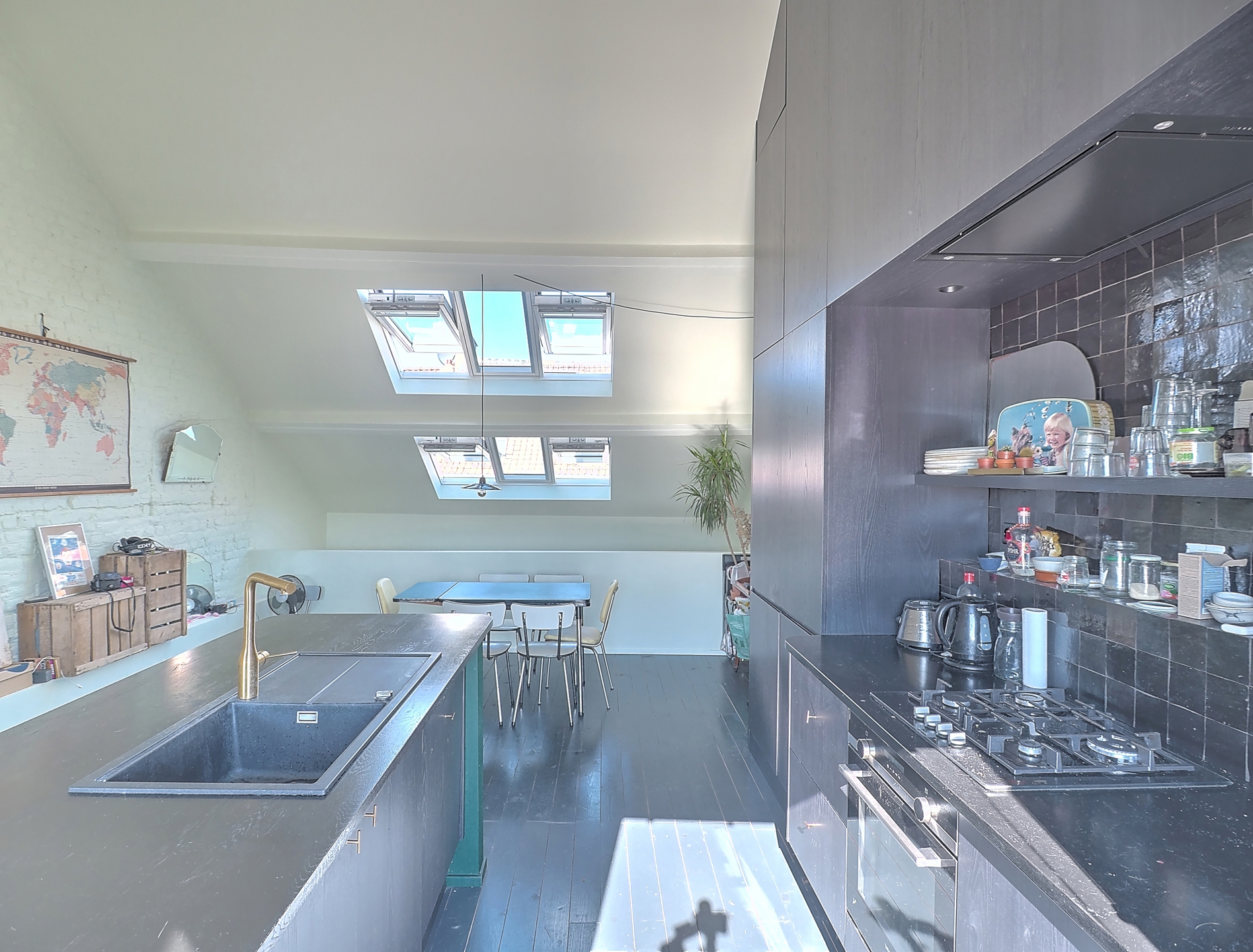 Photo 3 sur 3 pour Duplex de deux chambres à Saint-Gilles