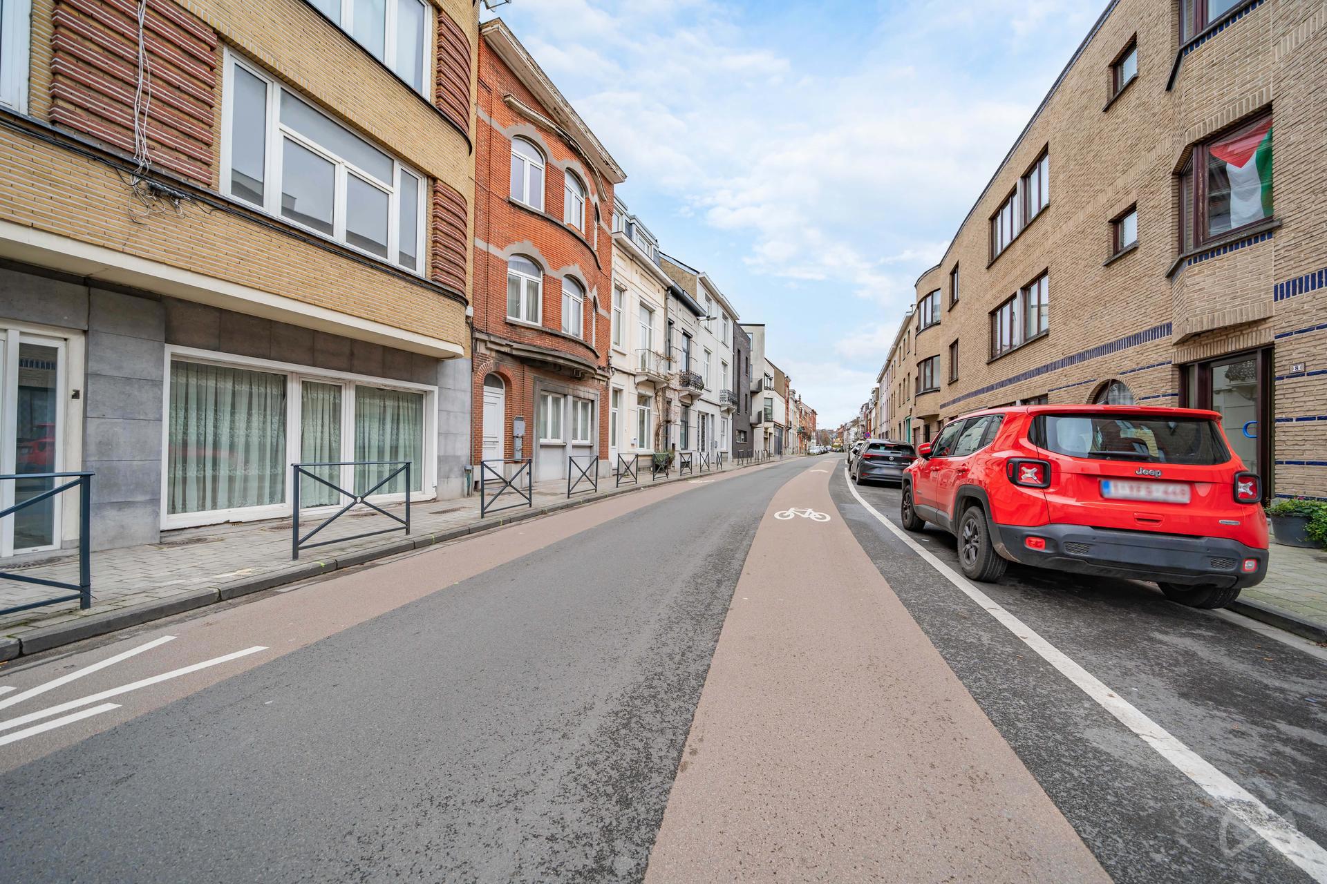 Picture 1 of 4 for Flat with one bedroom in Schaerbeek