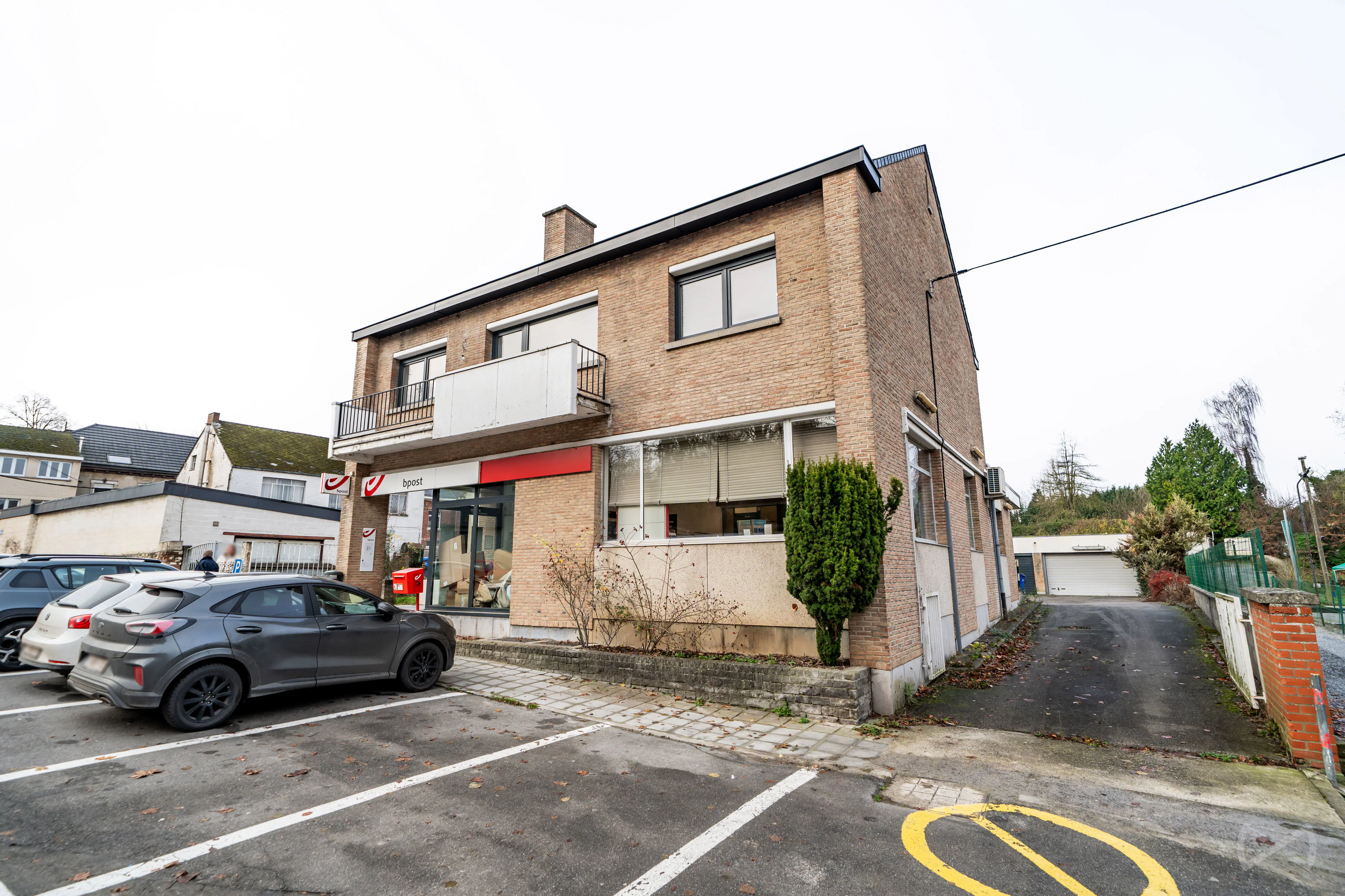 Photo 1 sur 4 pour Immeuble mixte de cinq chambres à Orp-jauche