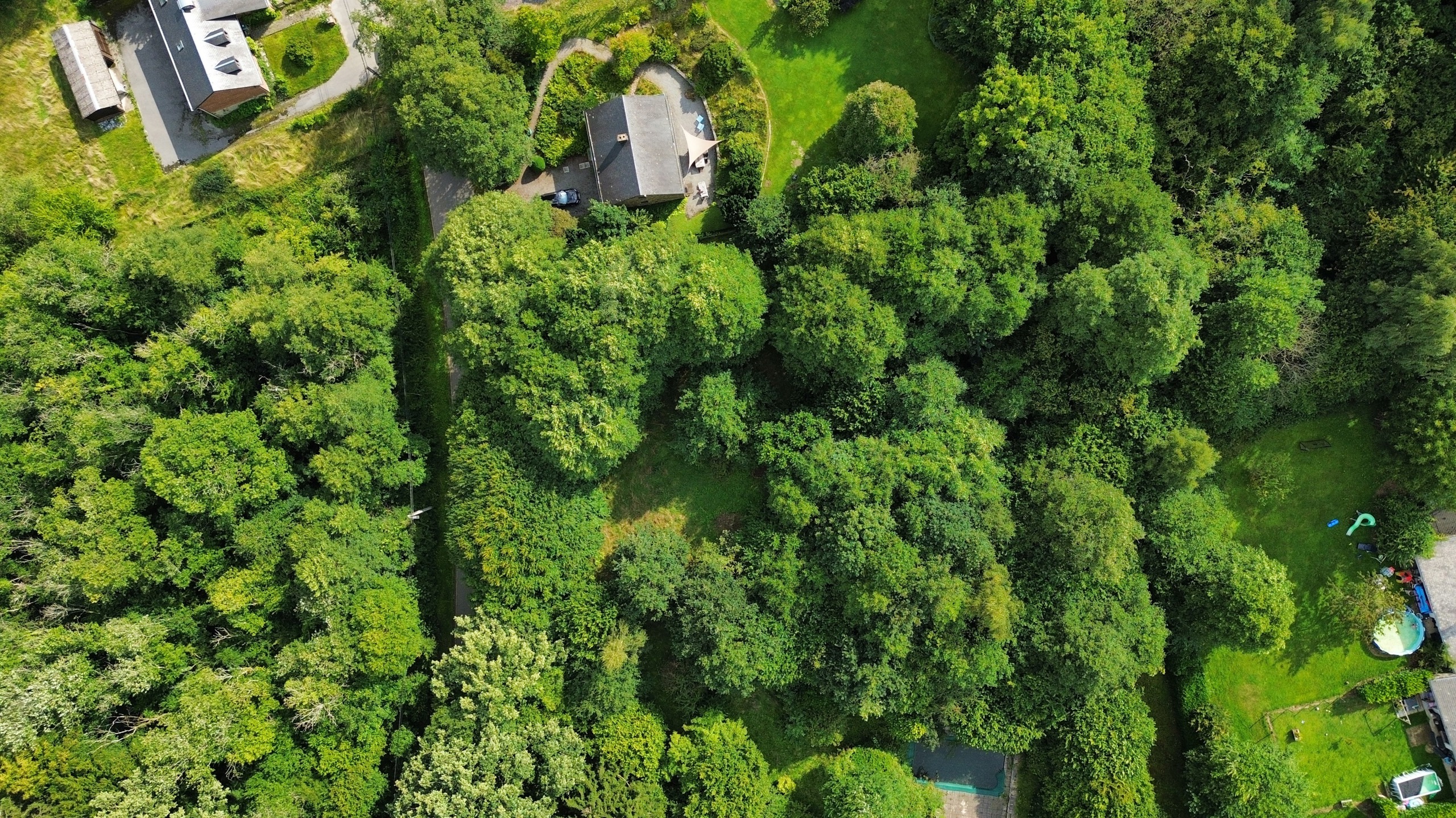 Foto 3 van 3 van Bouwgrond in Stoumont