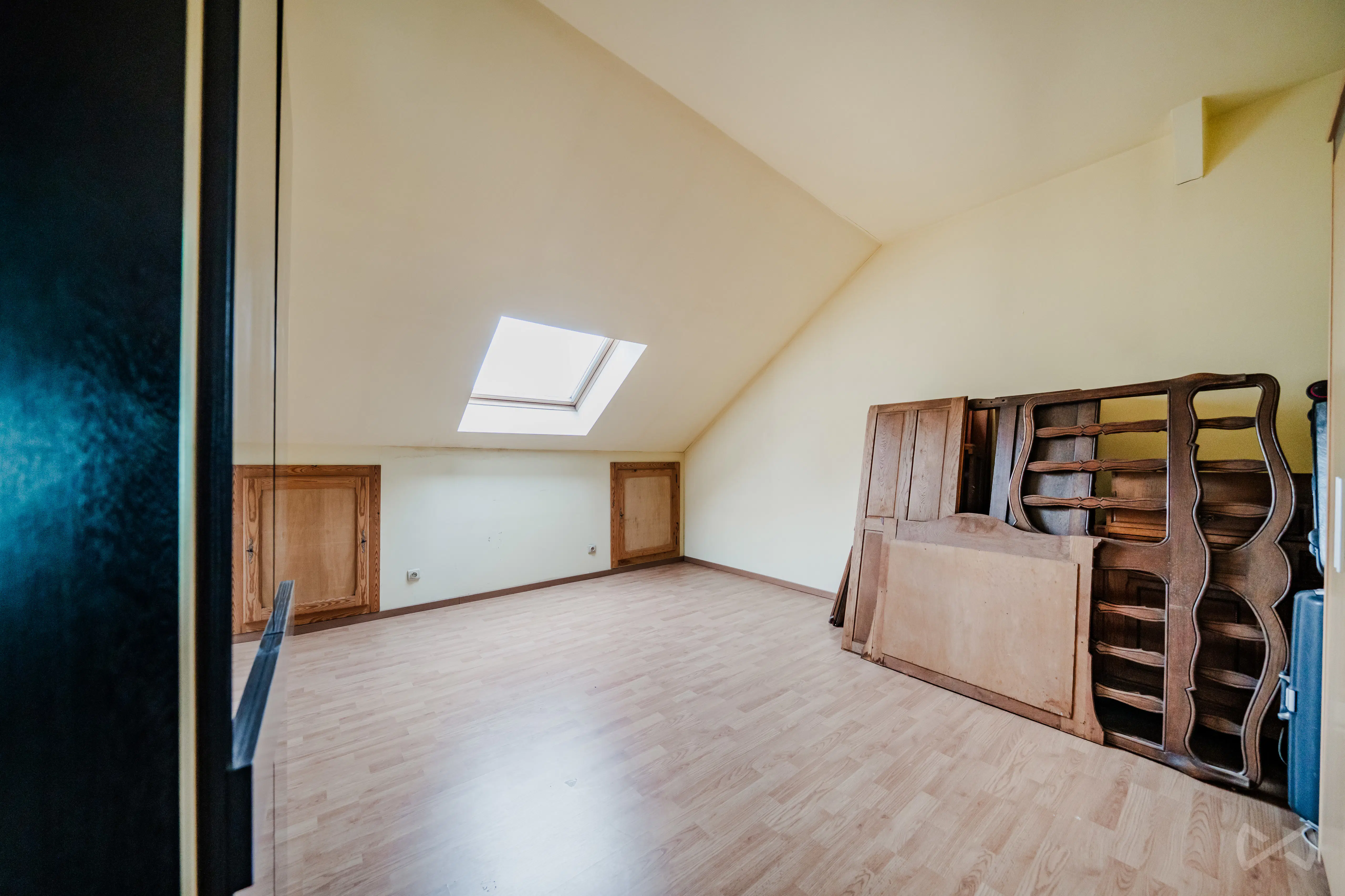 Photo 2 sur 4 pour Immeuble mixte de quatre chambres à Jumet
