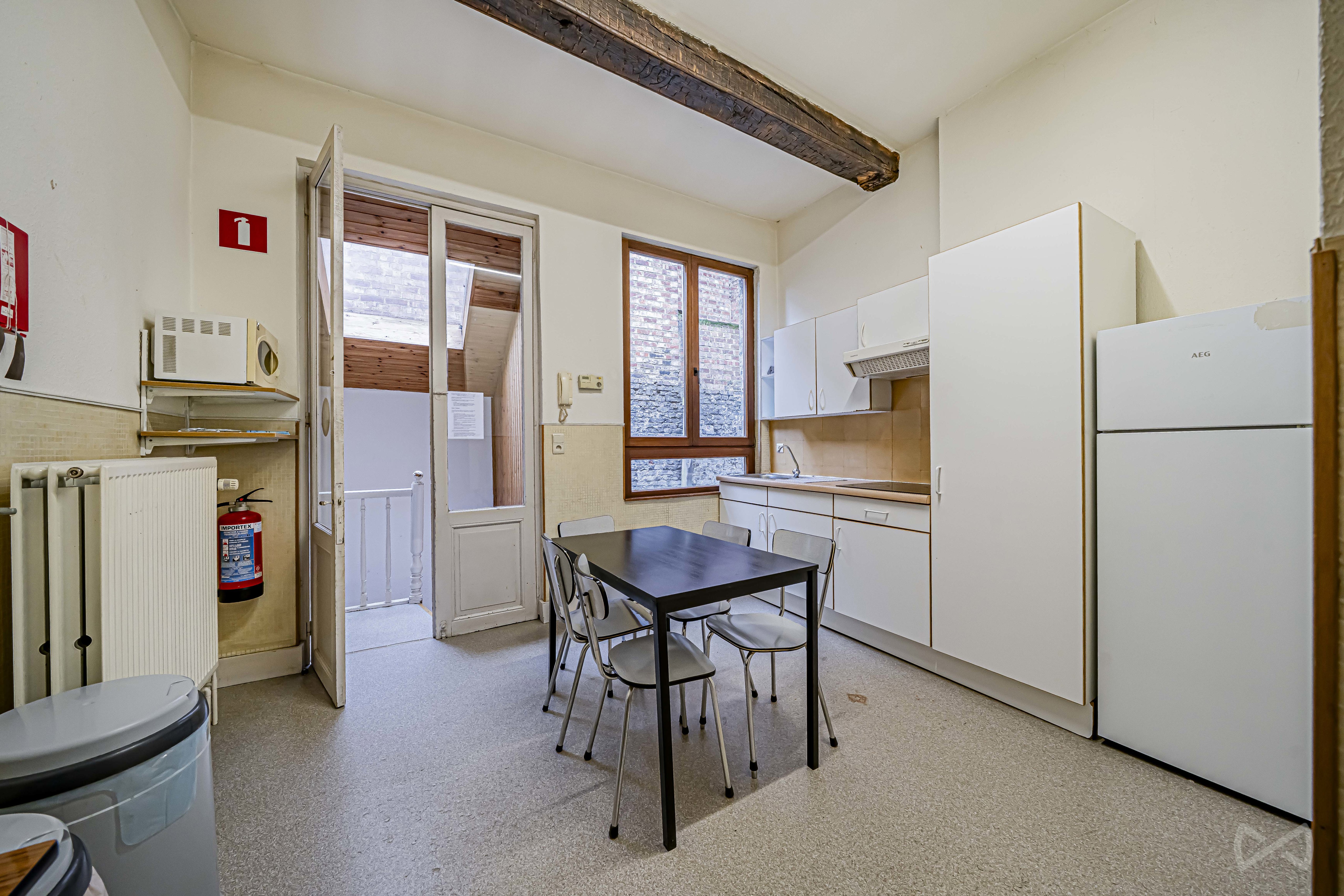 Picture 2 of 4 for Multi-purpose building in Namur