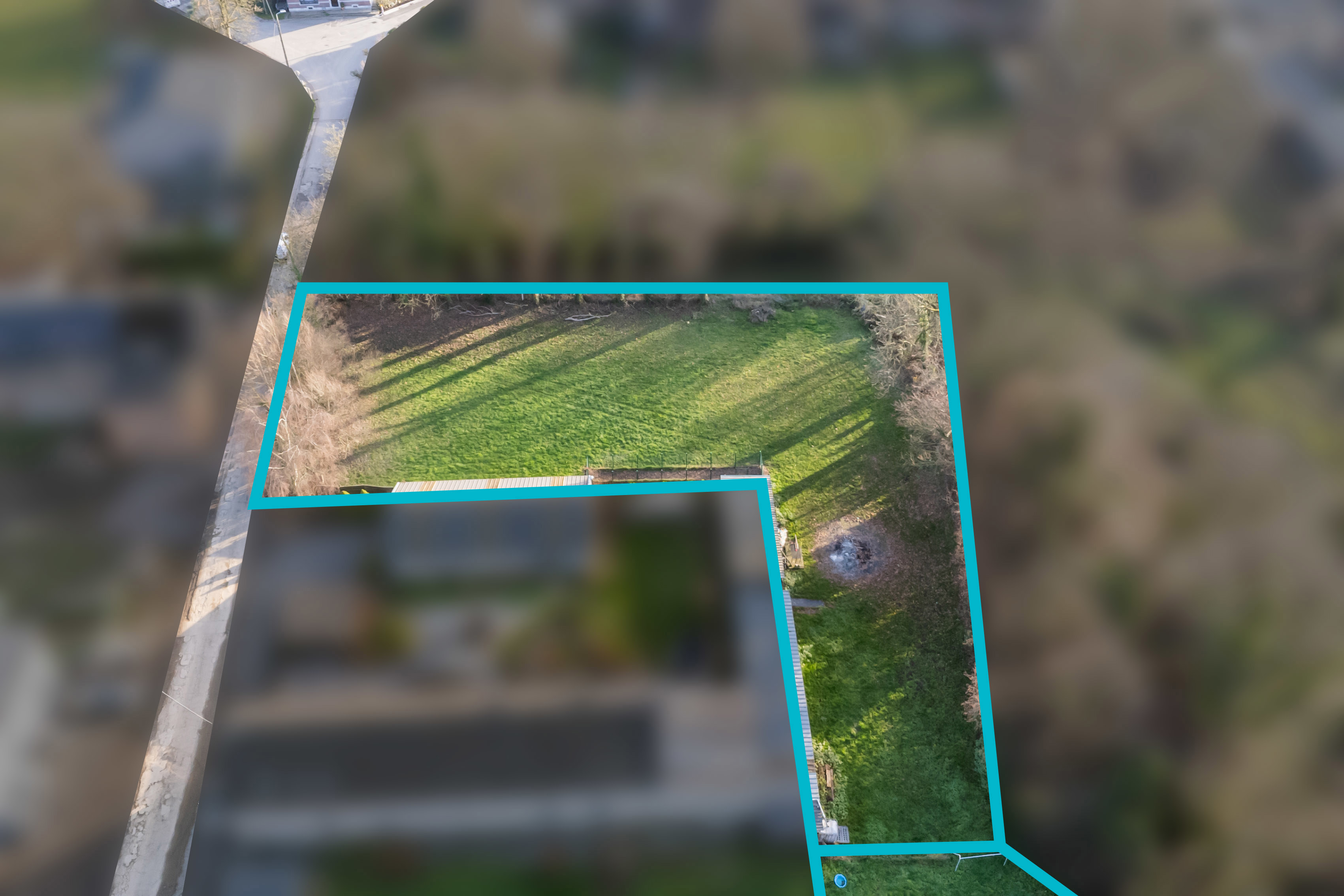 Picture 2 of 3 for Ground in Seilles