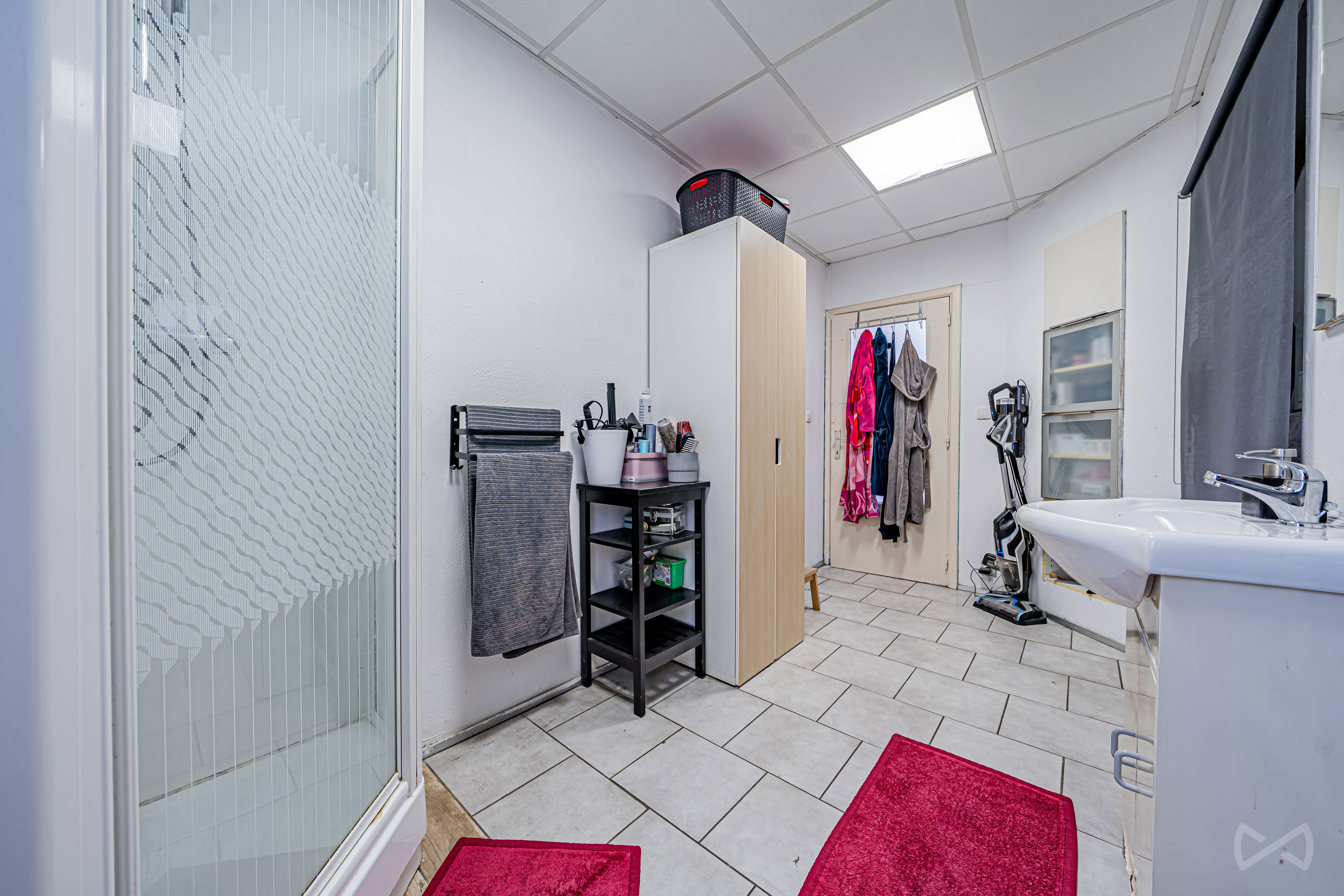 Photo 3 sur 4 pour Immeuble à appartements de huit chambres à Grâce-hollogne