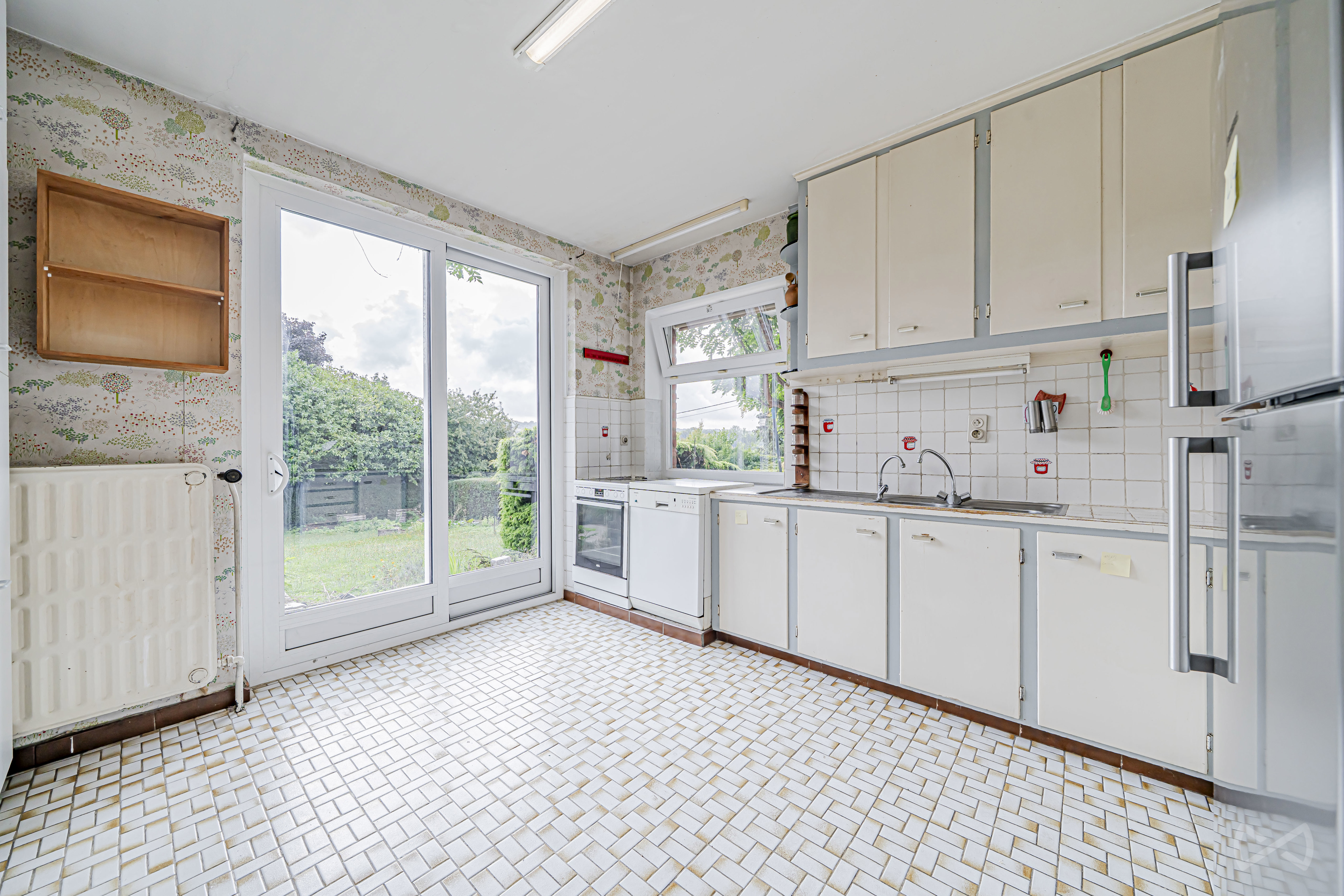Picture 1 of 4 for House with four bedrooms in Mont-sur-marchienne