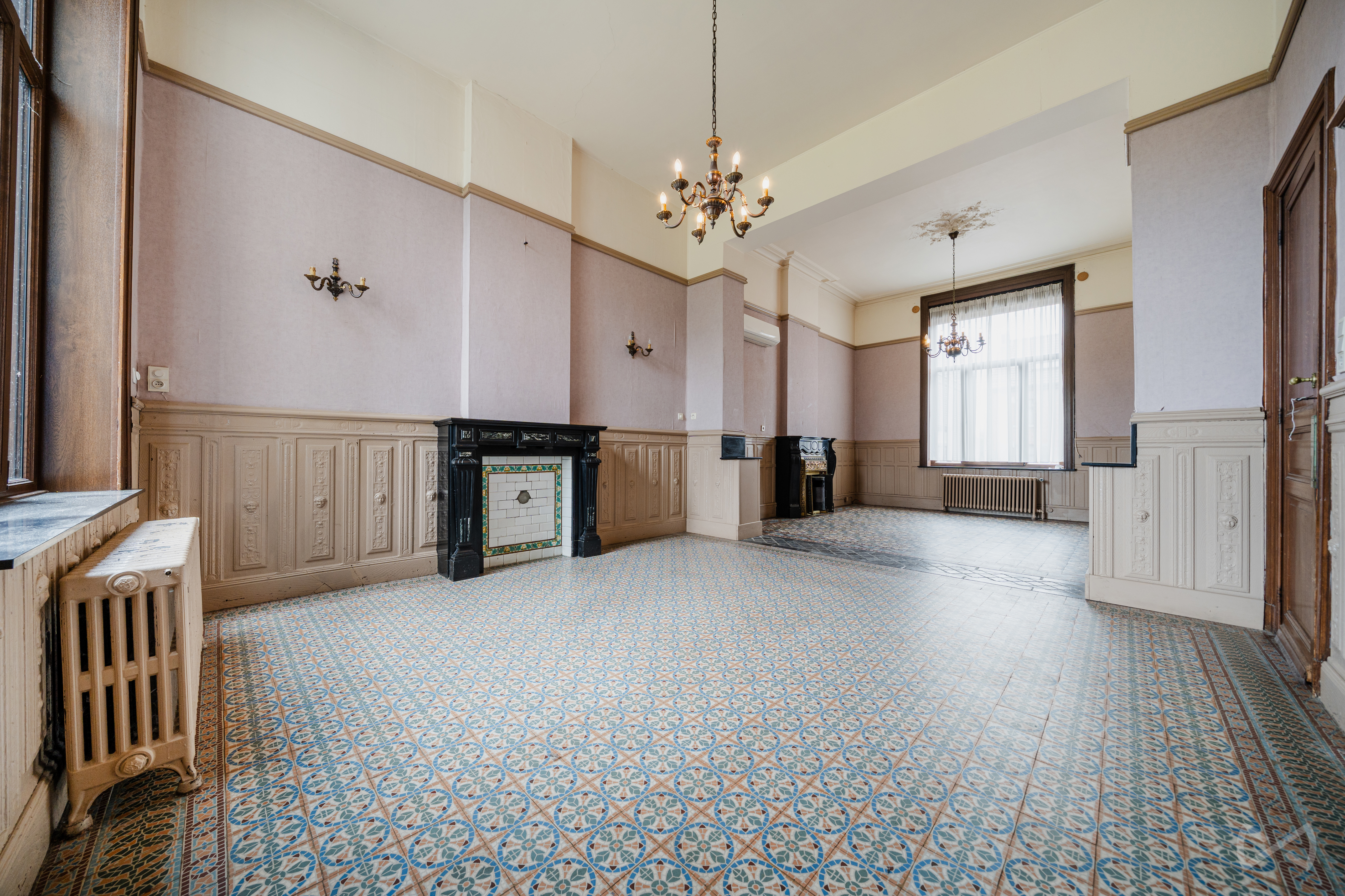 Picture 1 of 4 for Exceptional house with six bedrooms in Chièvres