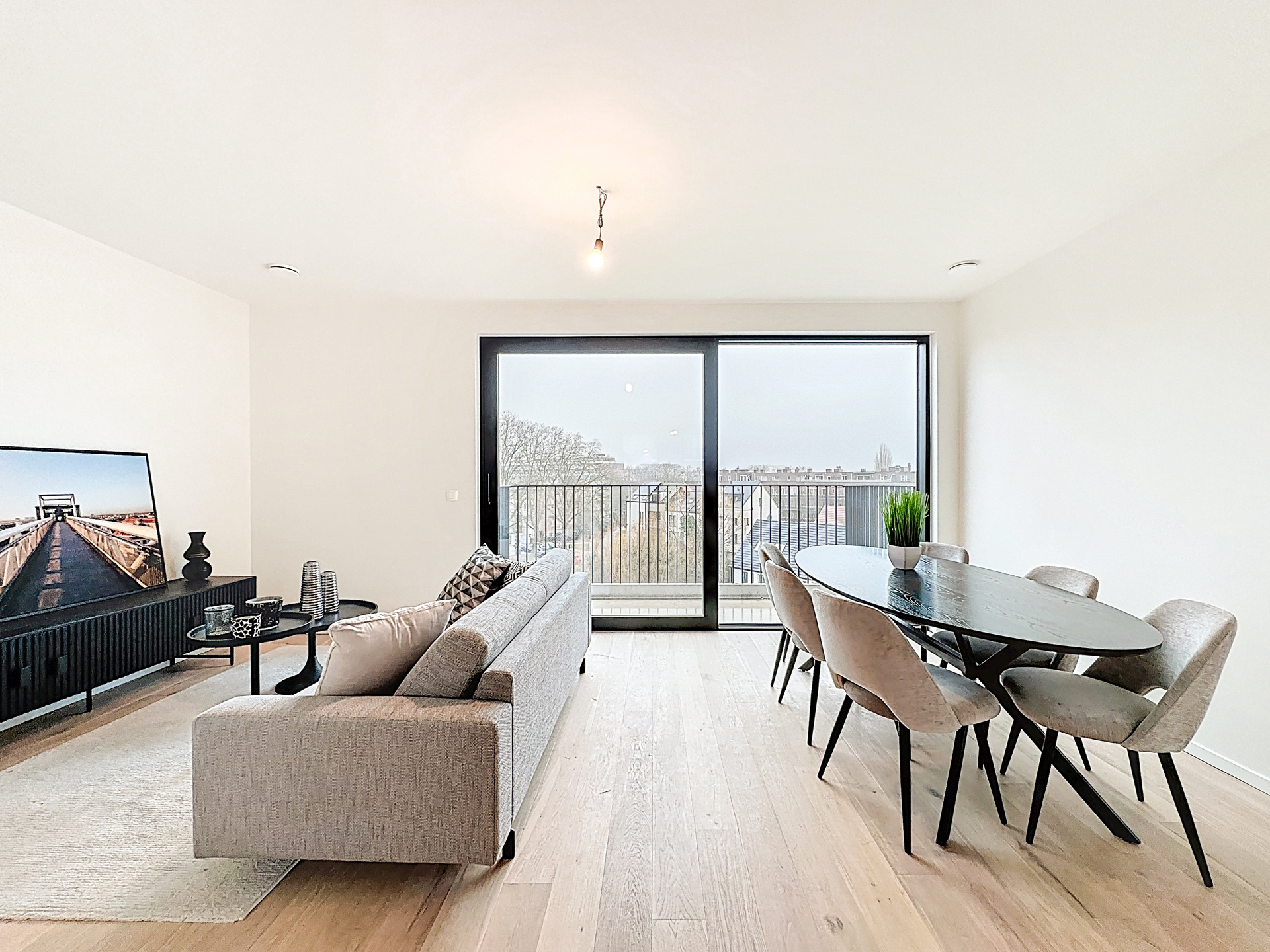 Picture 3 of 3 for Penthouse with three bedrooms in Evere