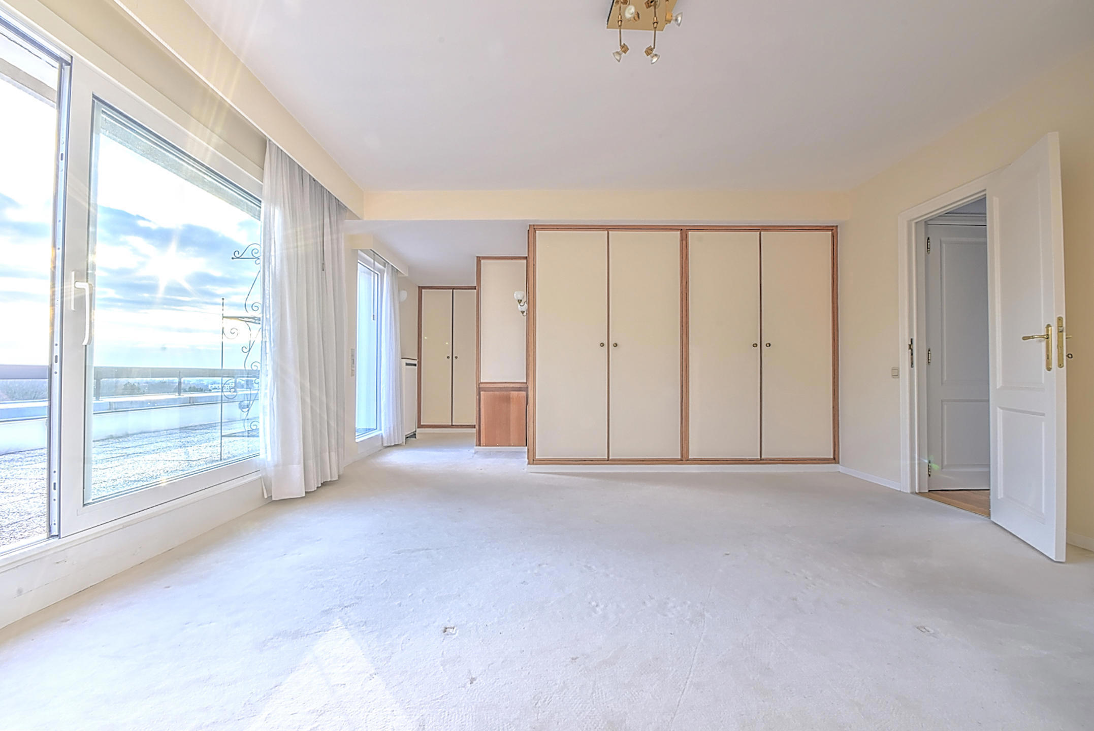 Picture 3 of 4 for Penthouse with two bedrooms in Uccle