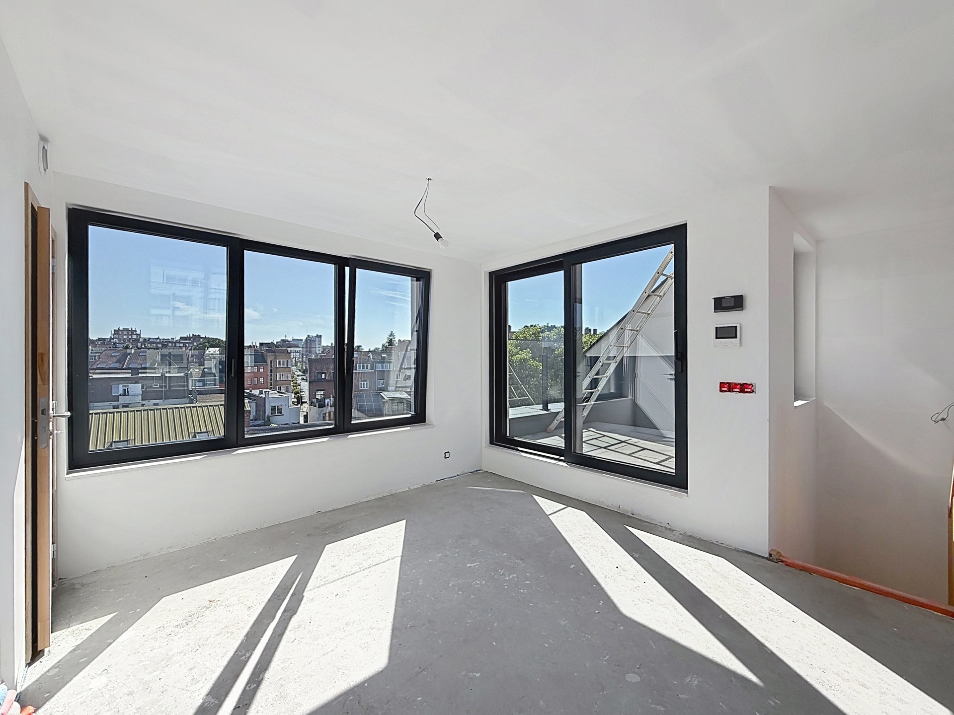 Foto 1 van 2 van Duplex met drie slaapkamers in Ixelles