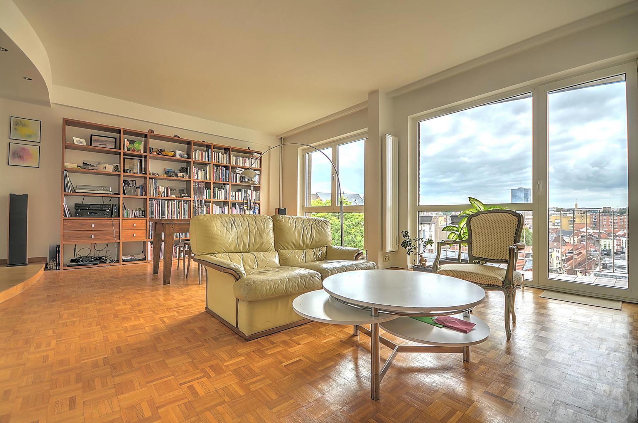 Picture 2 of 3 for Flat in Ixelles