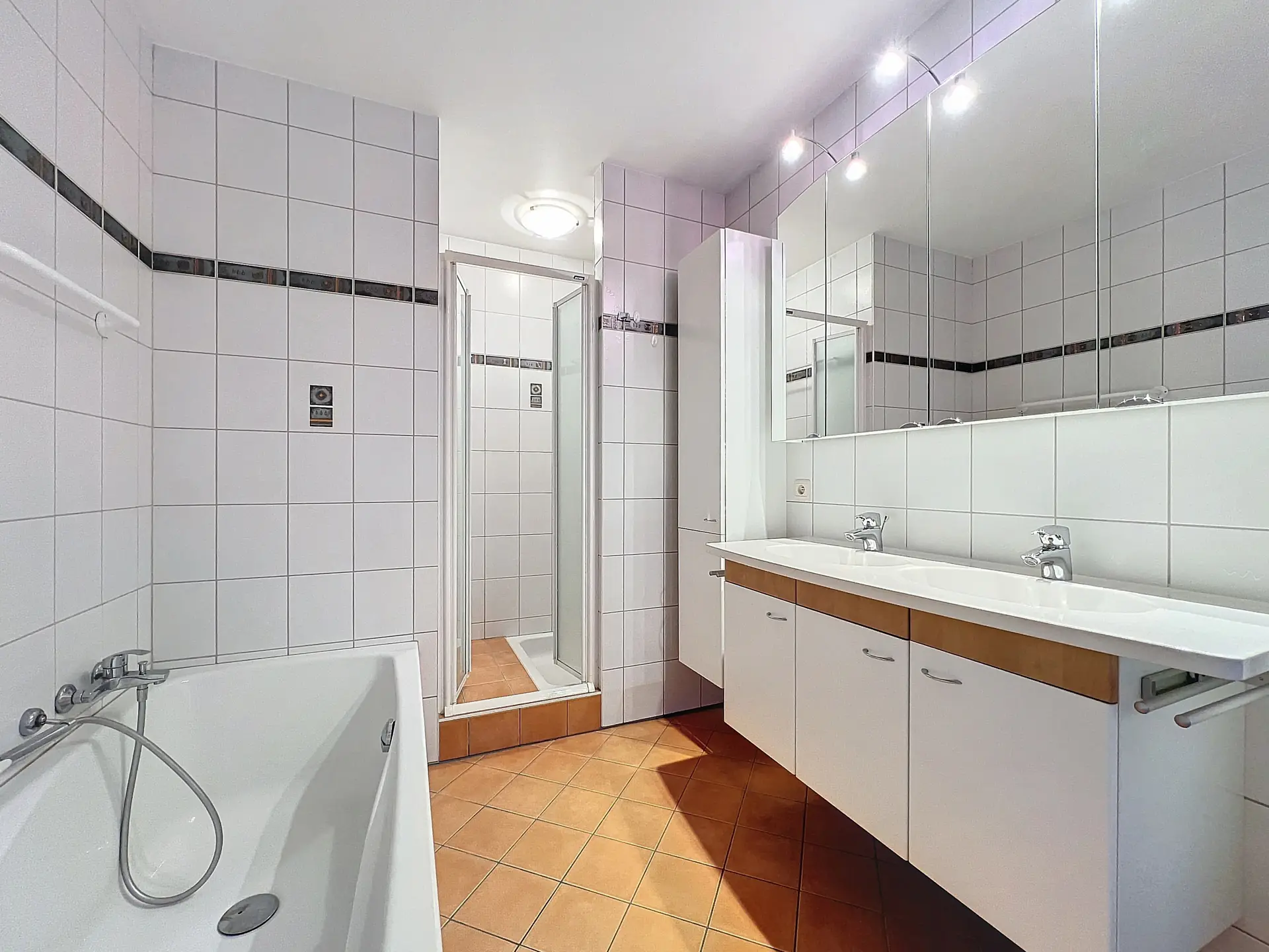 Picture 2 of 4 for Penthouse with two bedrooms in Malmedy