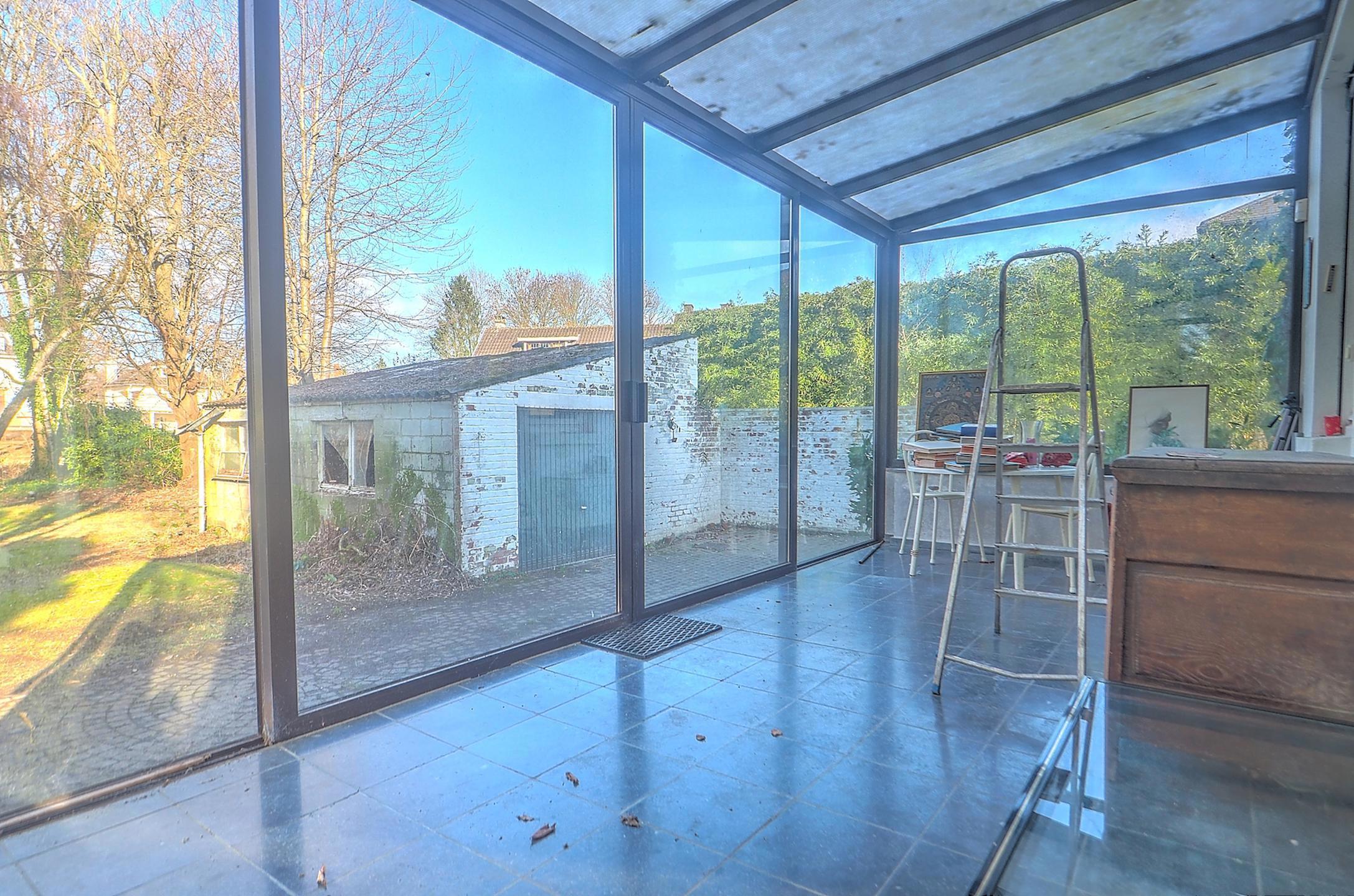 Picture 4 of 4 for House with five bedrooms in Waterloo