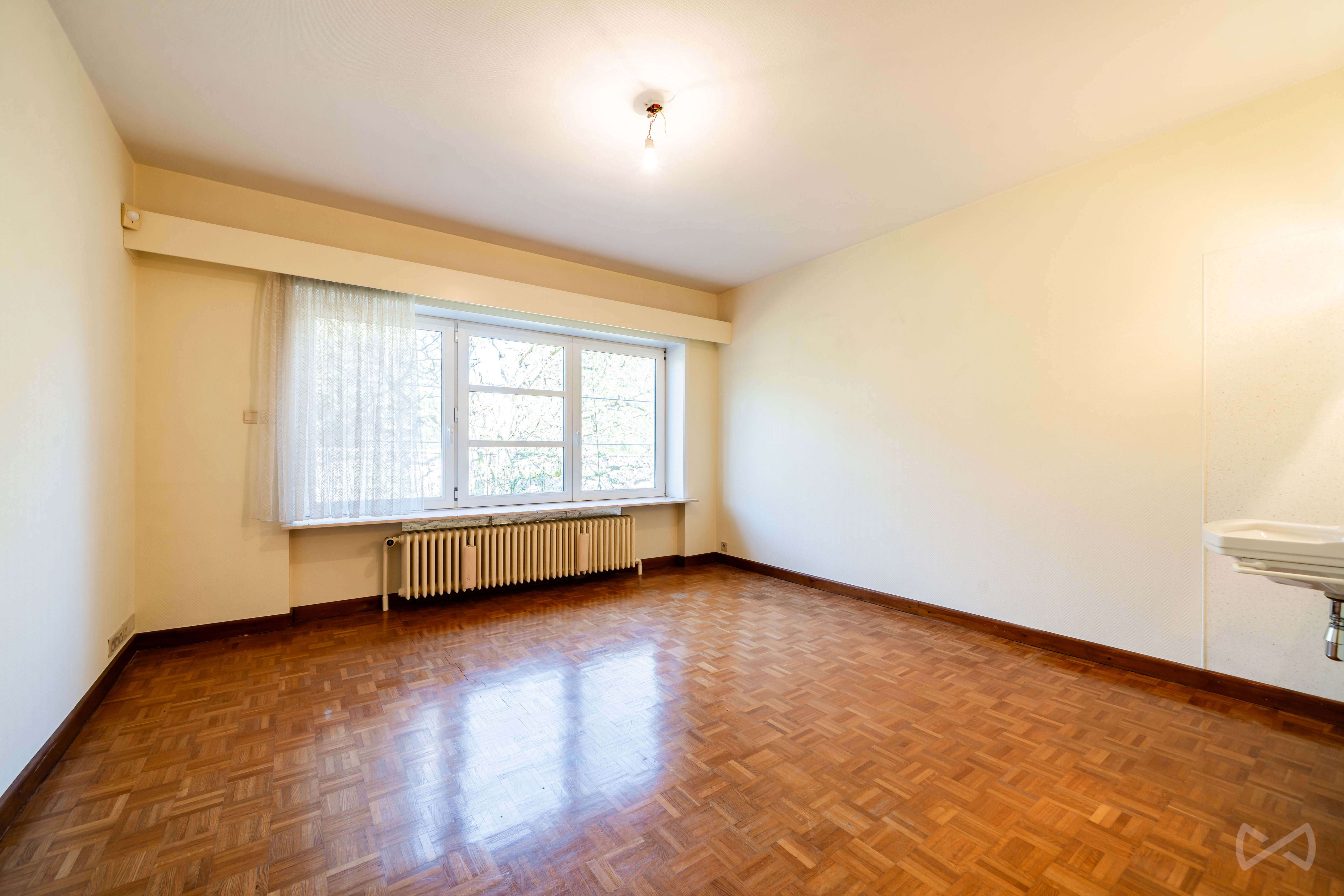 Foto 4 van 4 van Villa met zes slaapkamers in Baudour