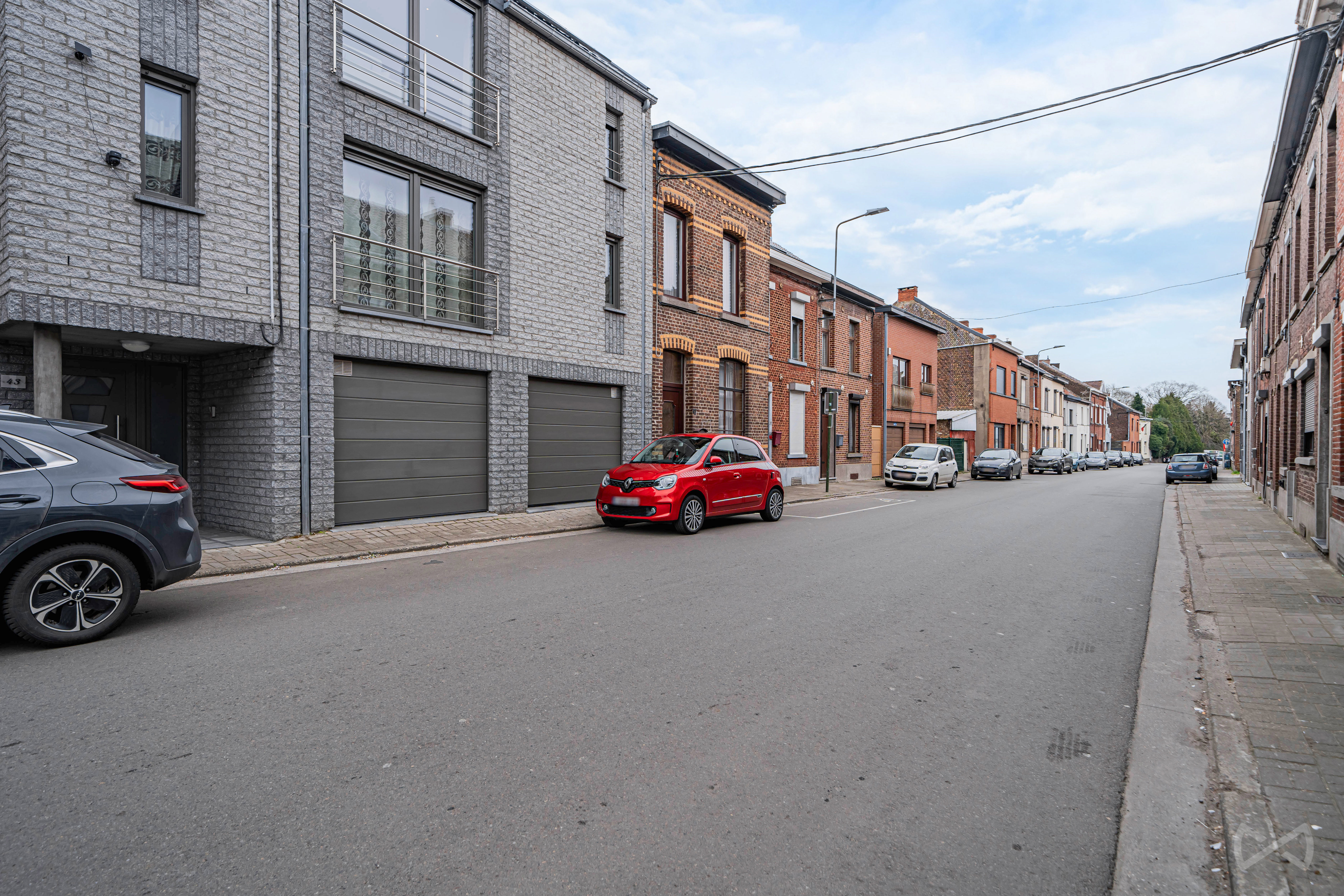 Photo 4 sur 4 pour Duplex de trois chambres à La Louvière Haine-Saint-Pierre