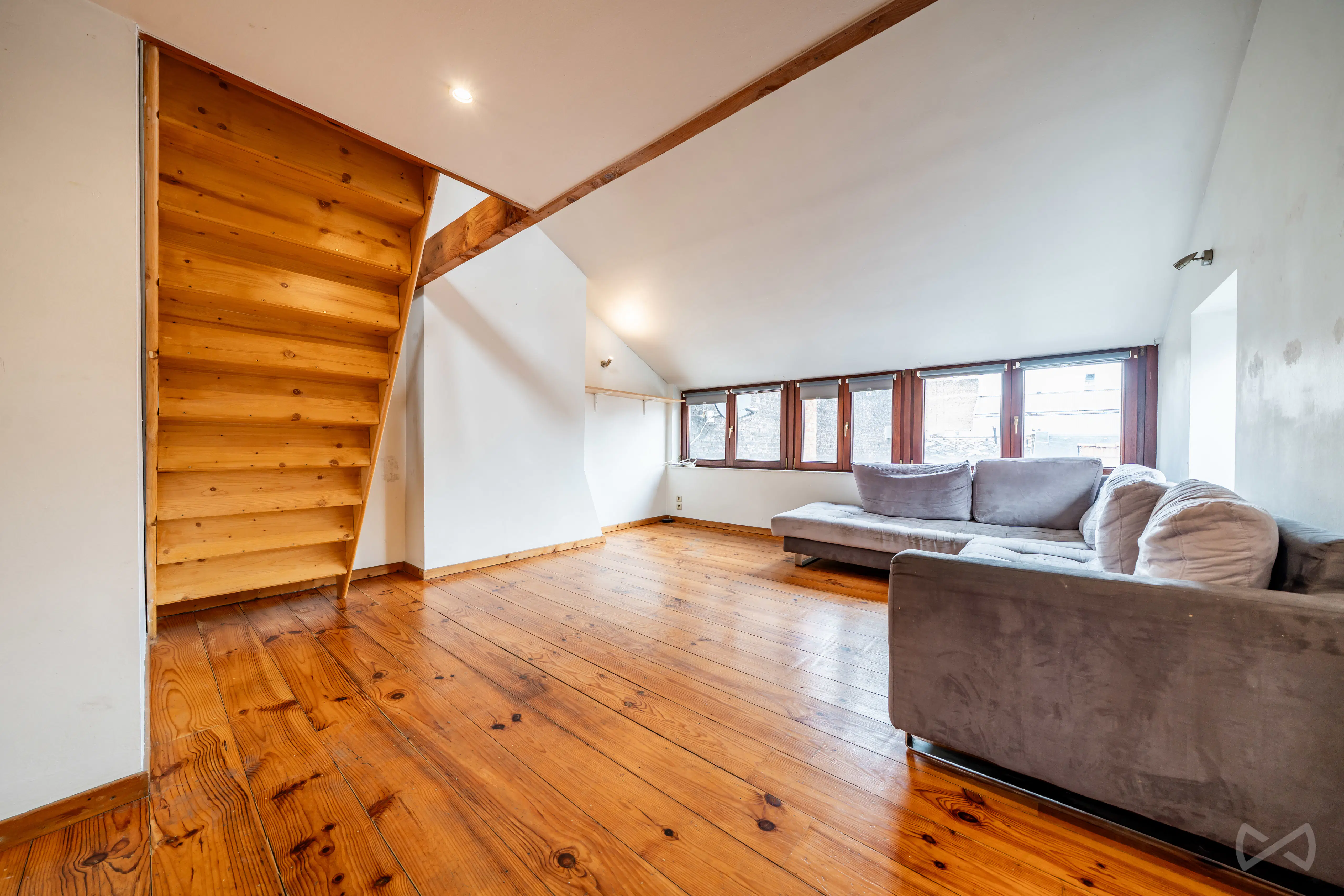 Picture 2 of 4 for Studio in Liège