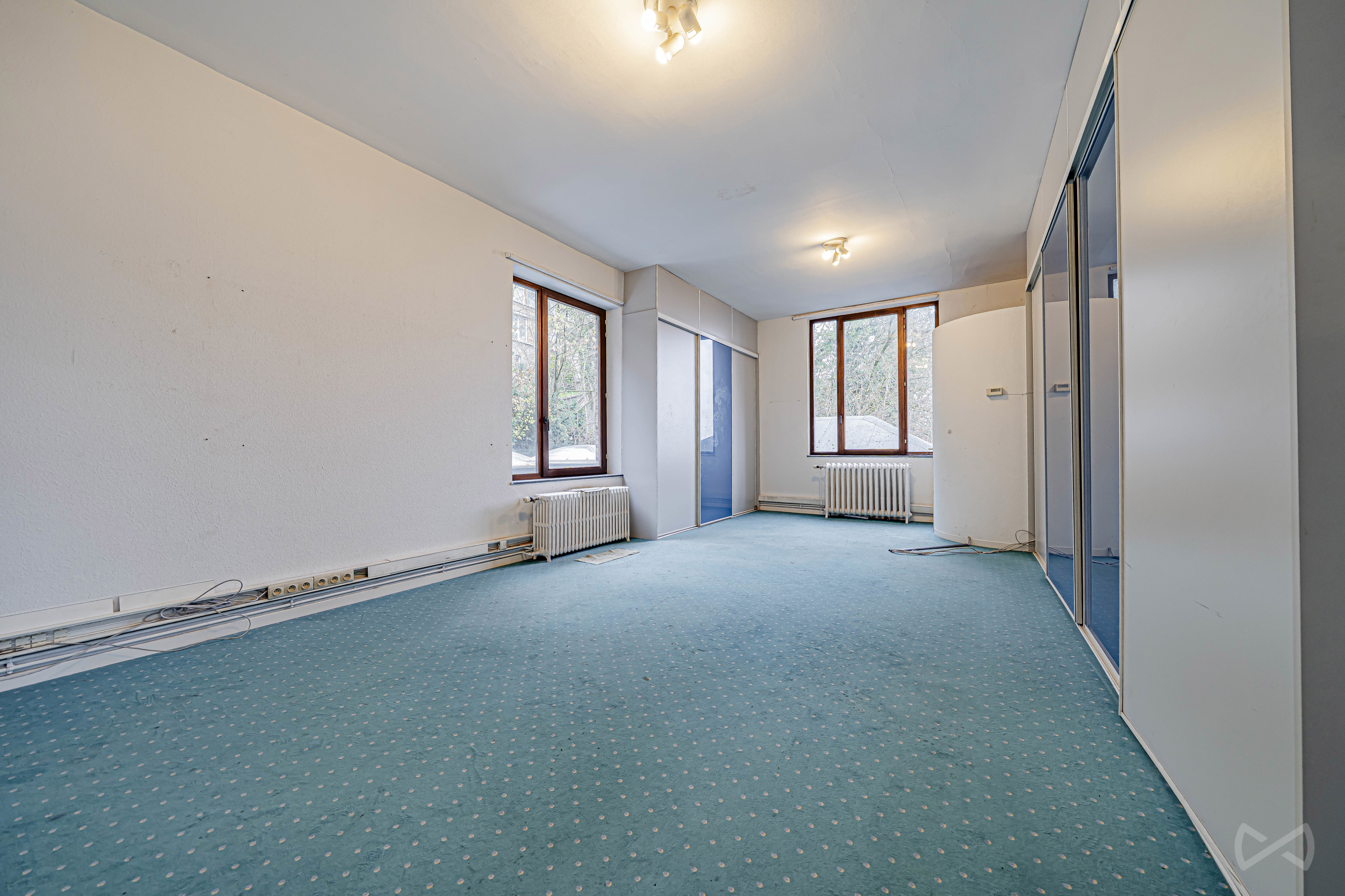 Picture 4 of 4 for Maison de maitre with ten bedrooms in Liège