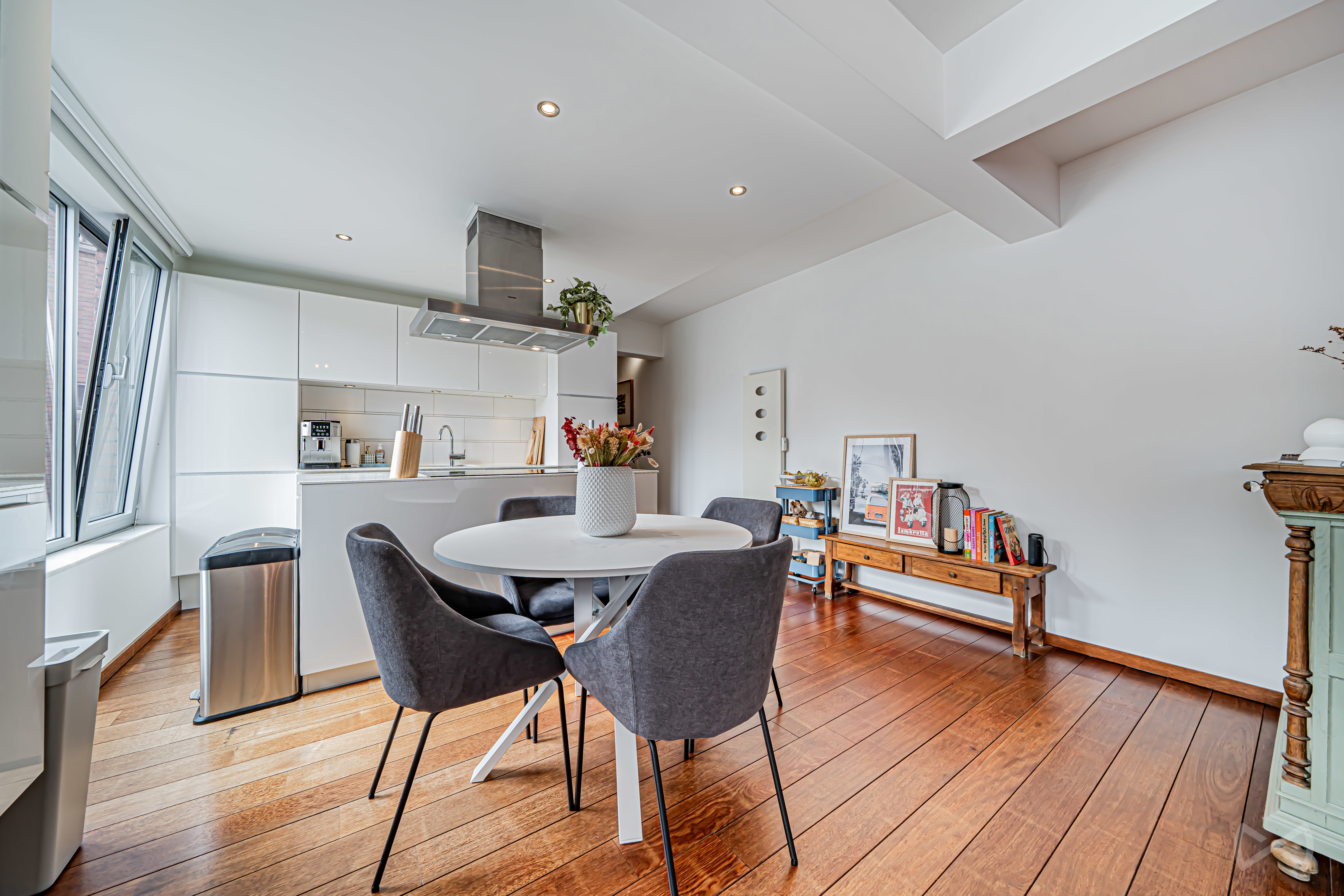 Foto 4 van 4 van Appartement met één slaapkamer in Schaerbeek