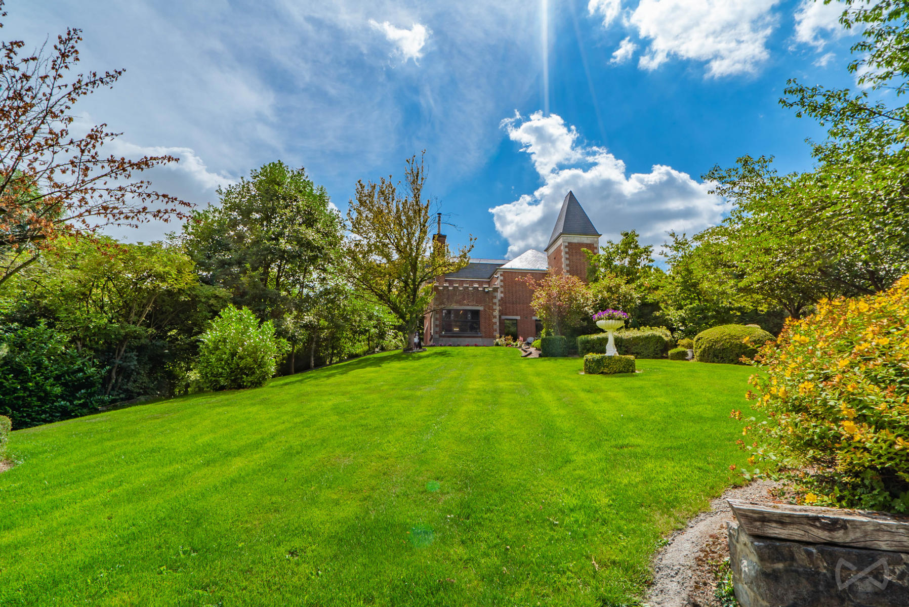 Picture 2 of 4 for Exceptional house with four bedrooms in Montigny-le-tilleul