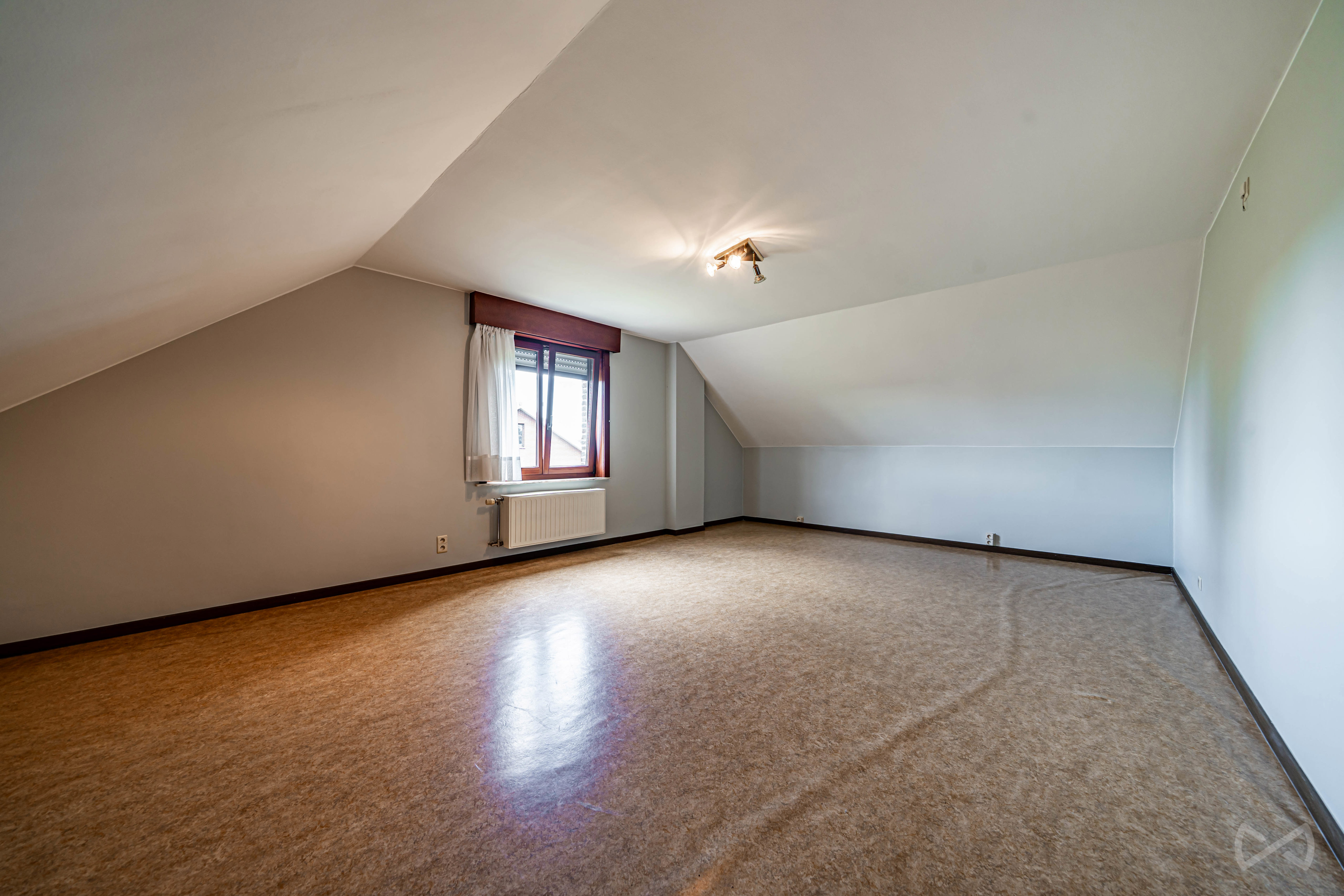 Picture 4 of 4 for Villa with four bedrooms in Mainvault
