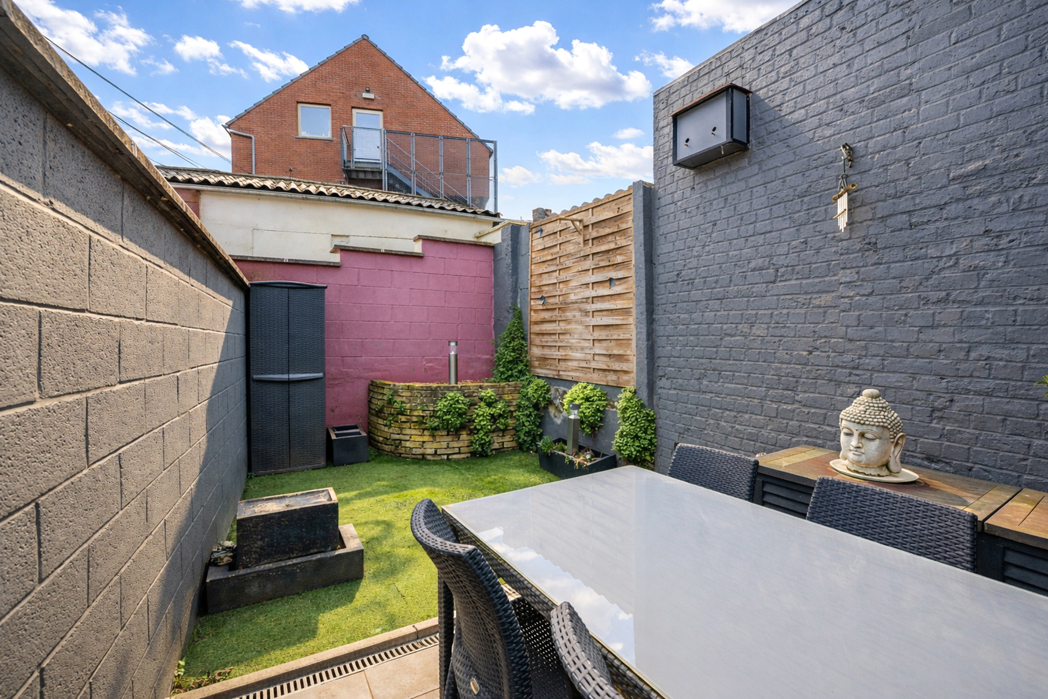Picture 2 of 3 for House with two bedrooms in Enghien